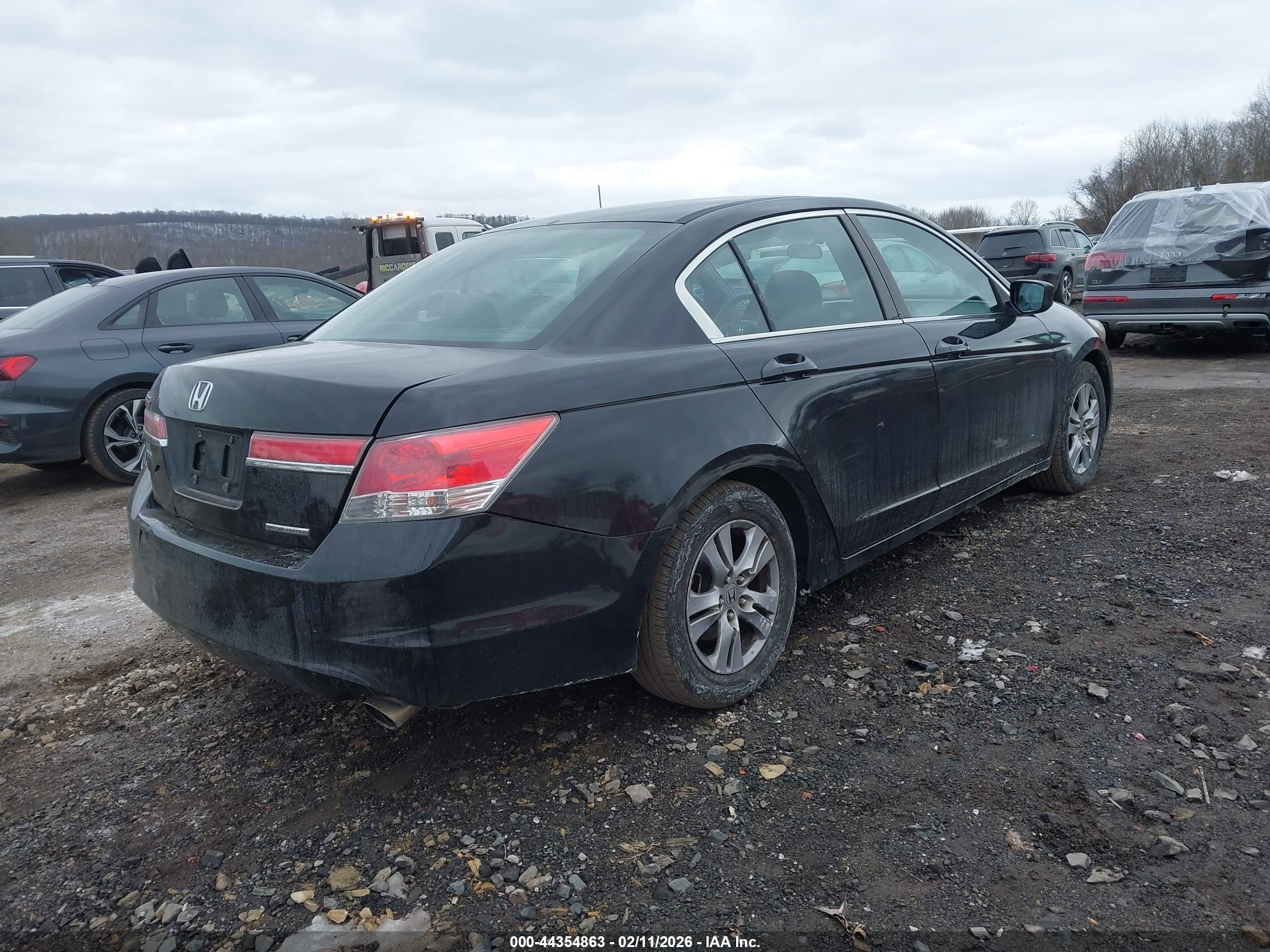 HONDA ACCORD image 4