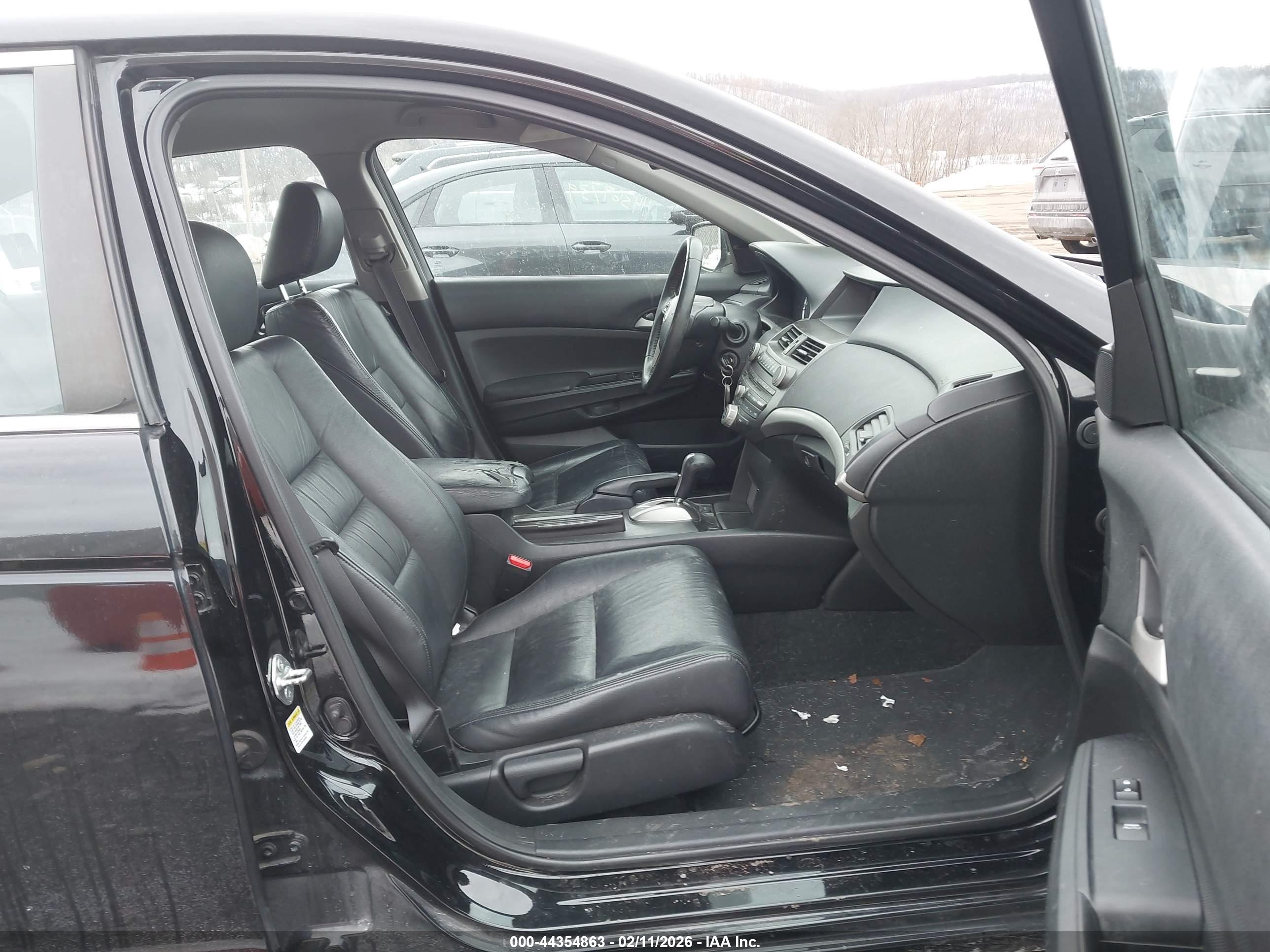 HONDA ACCORD image 5