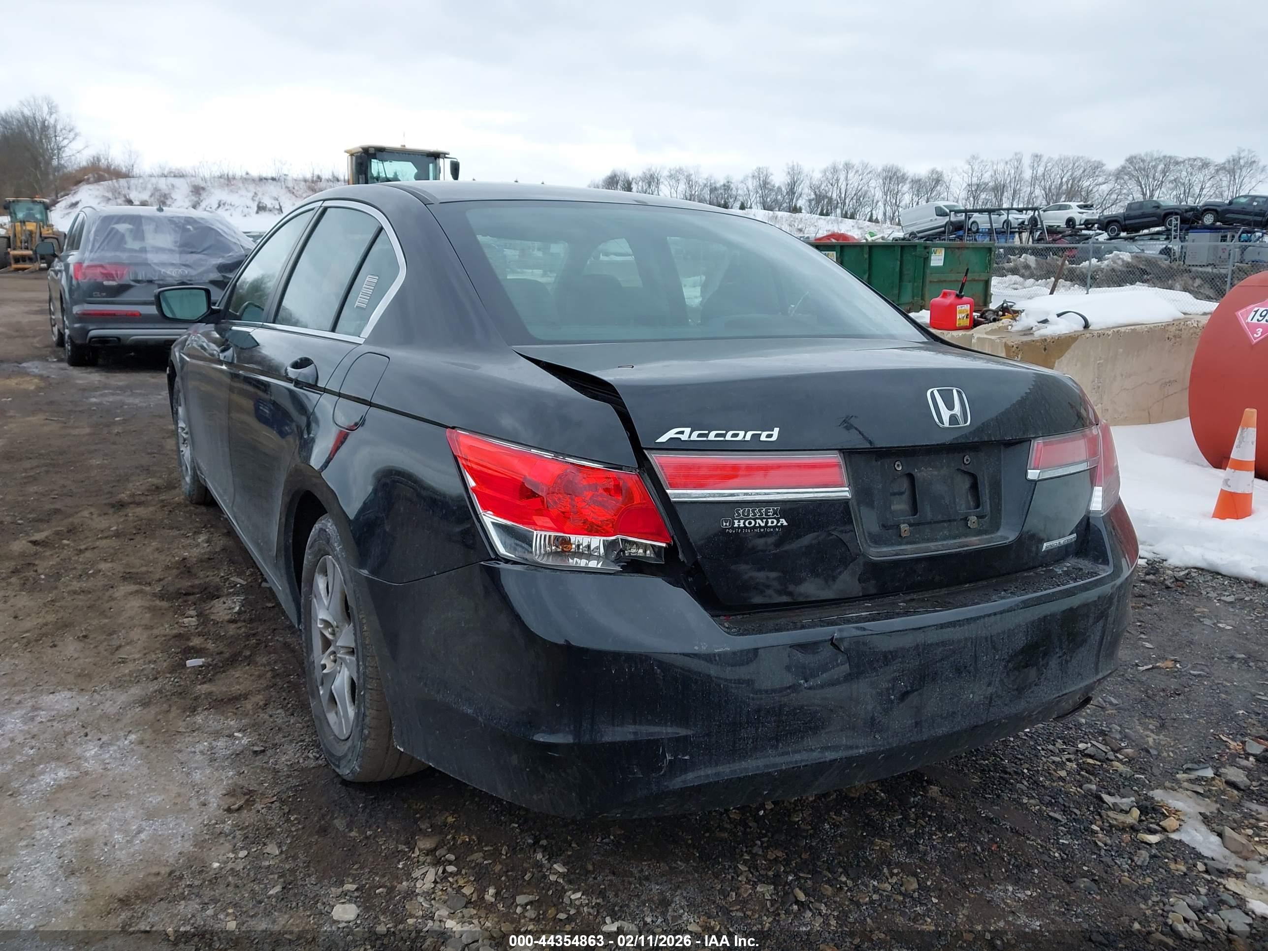 HONDA ACCORD image 6