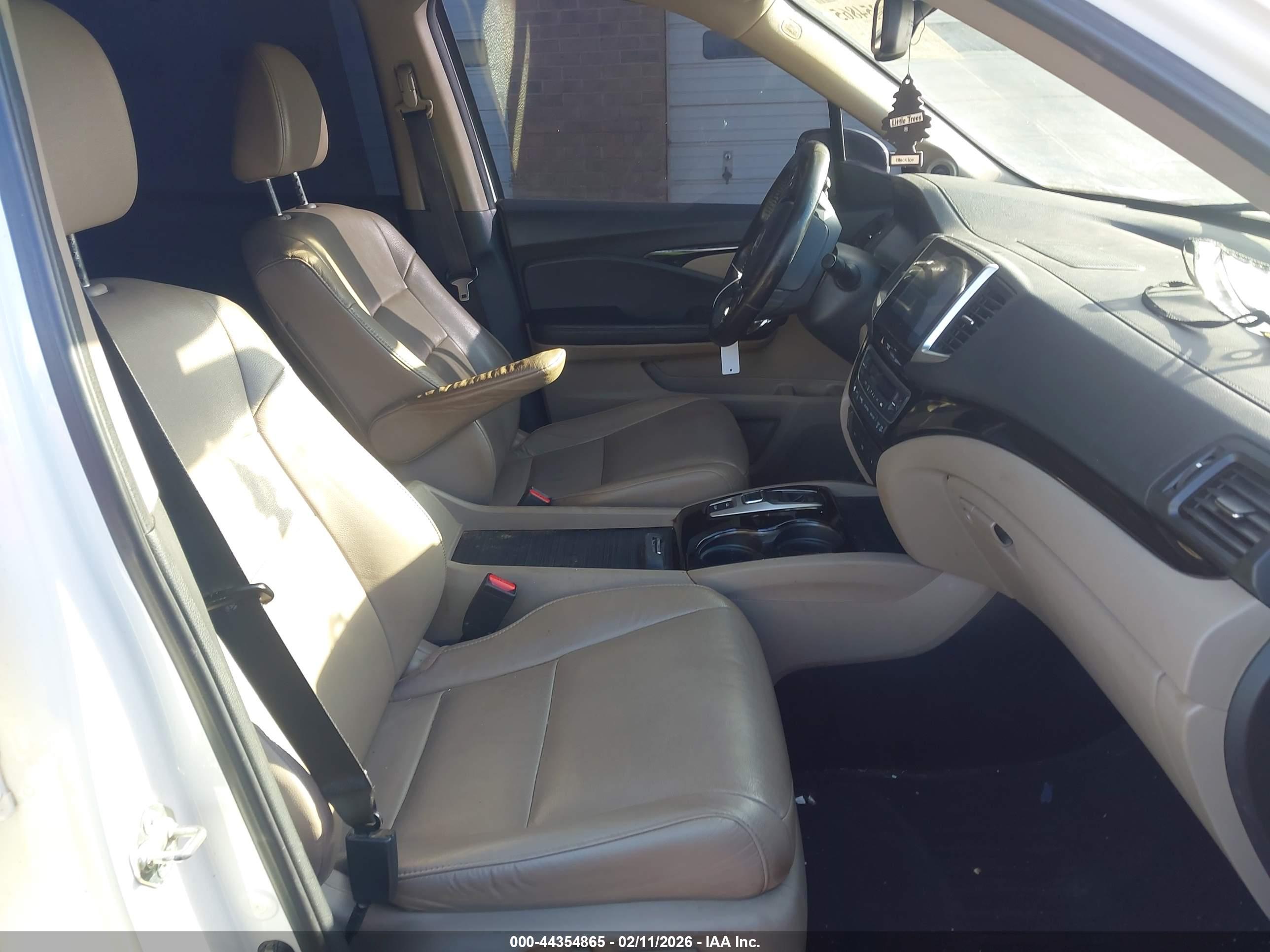 HONDA PILOT image 5