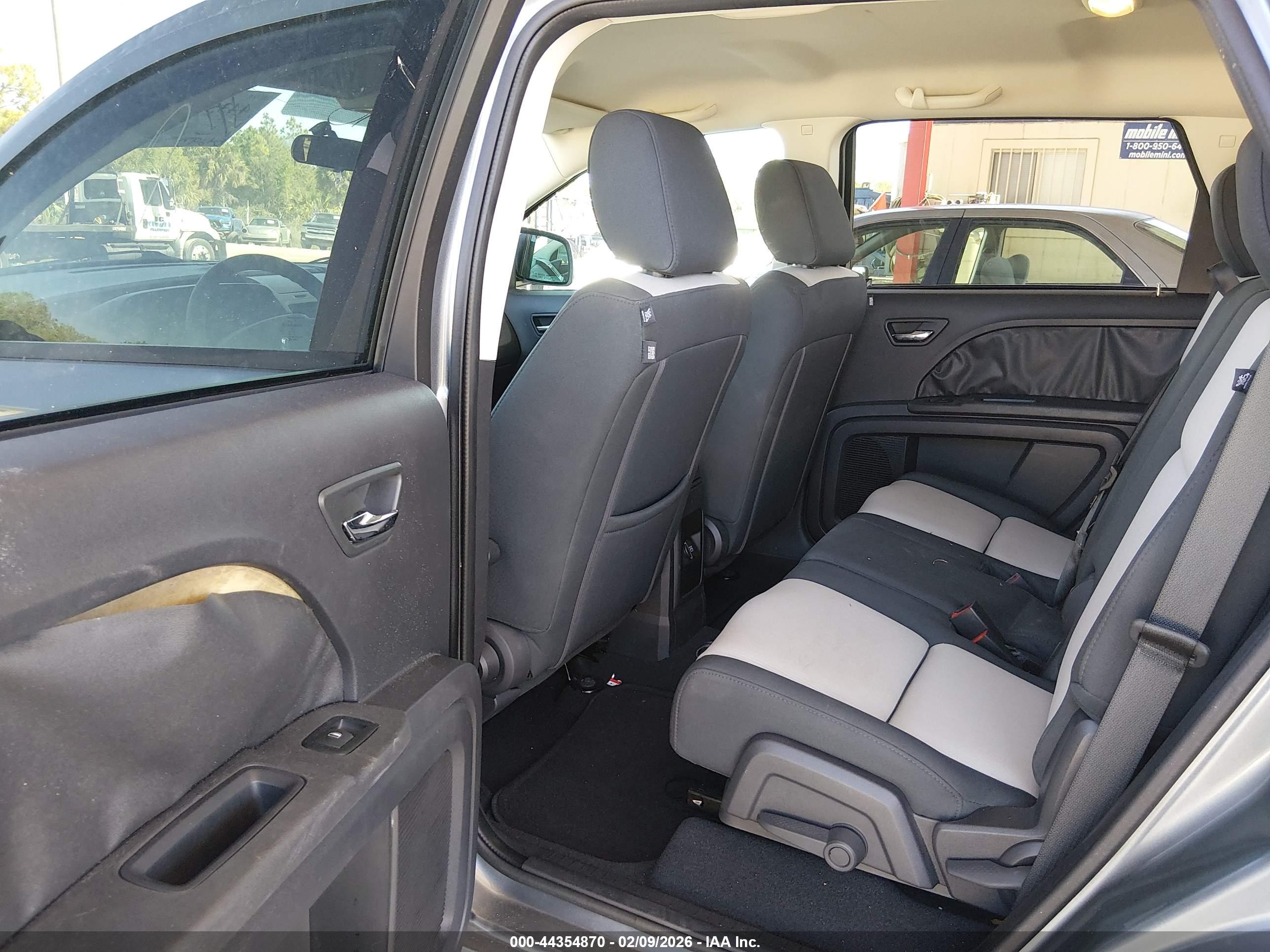DODGE JOURNEY image 8