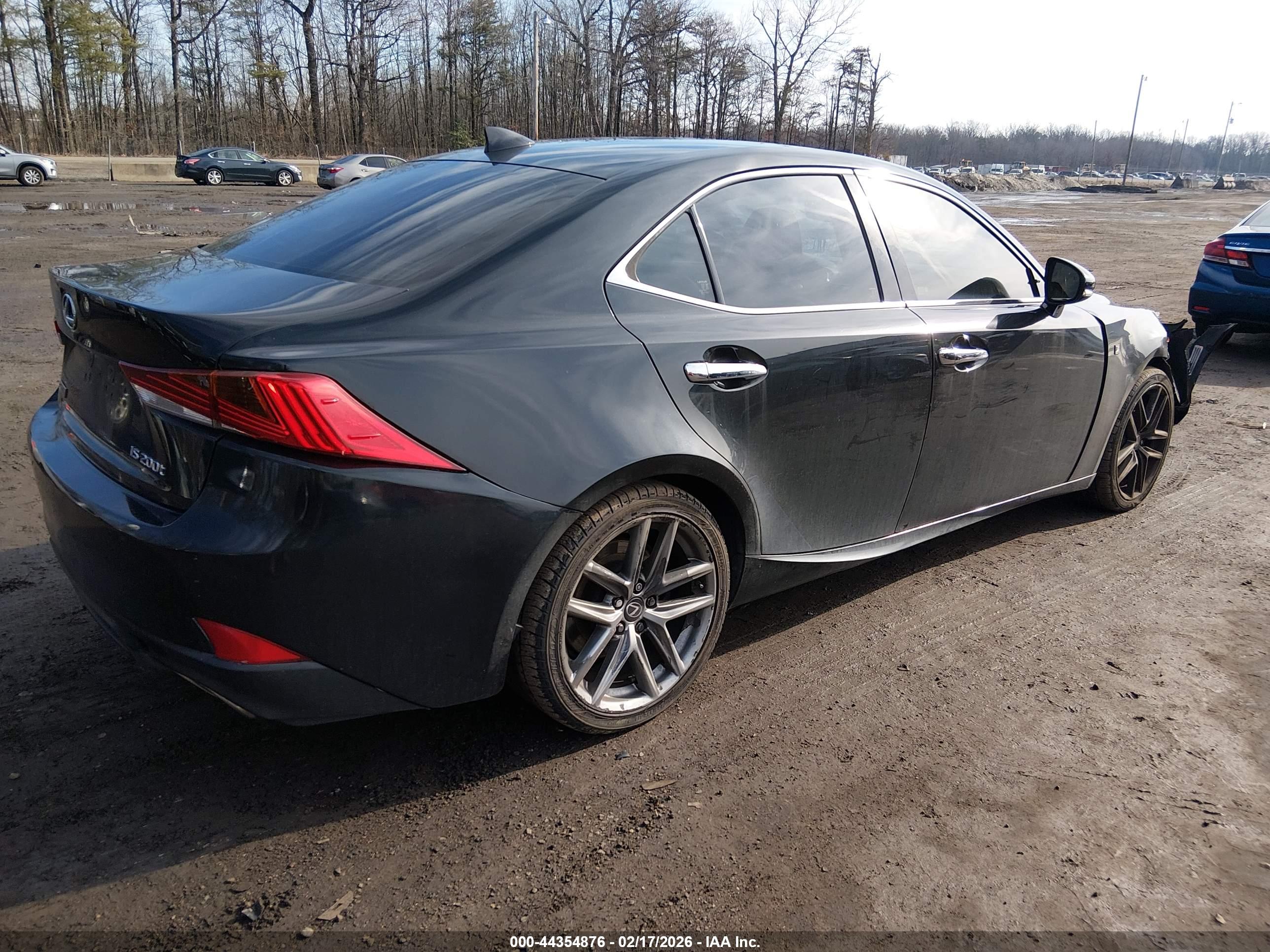 LEXUS IS image 4