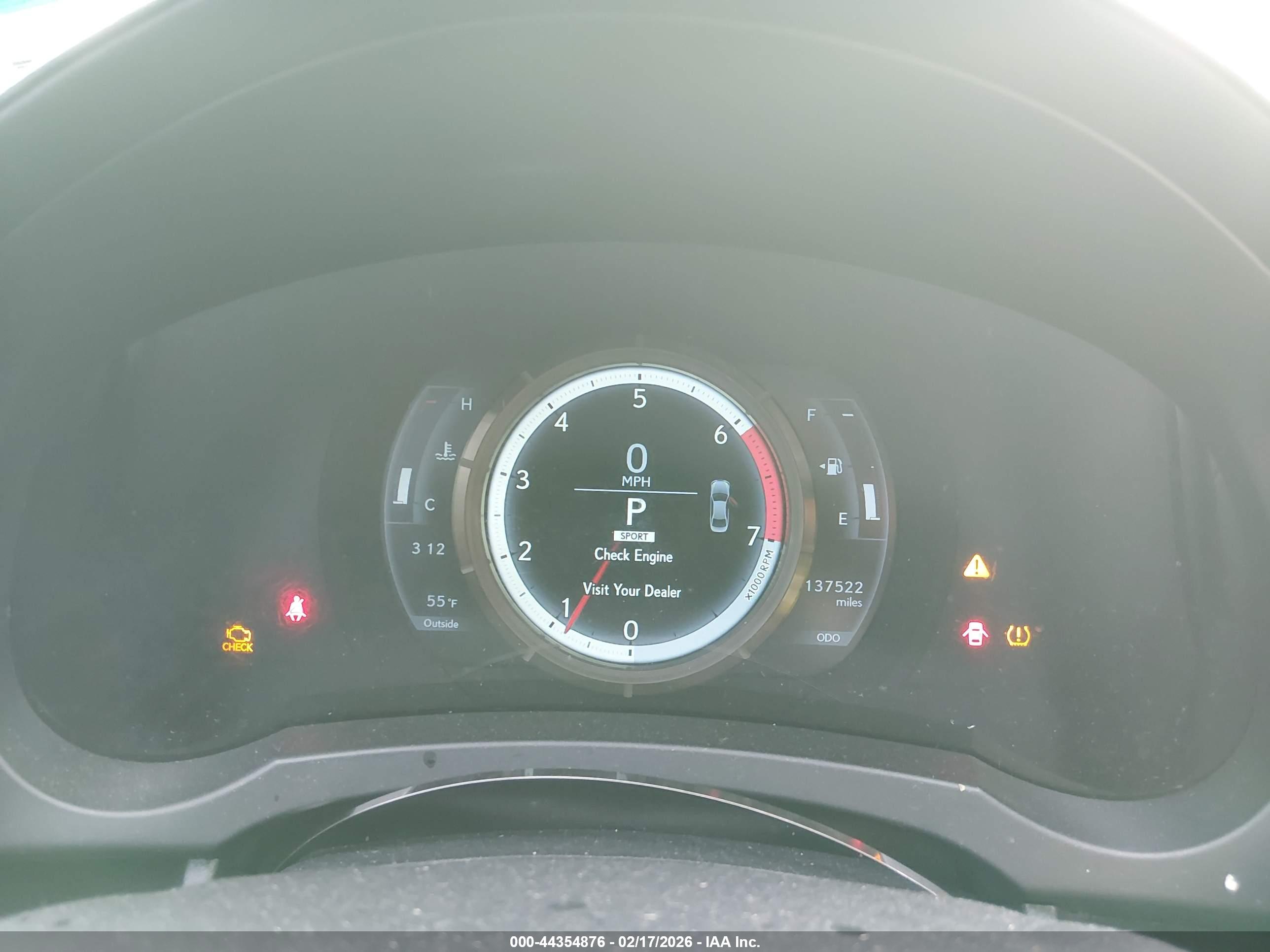 LEXUS IS image 7