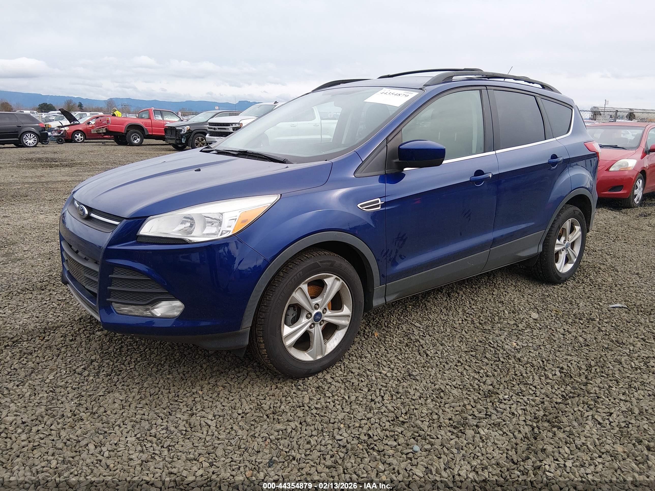 FORD ESCAPE image 2