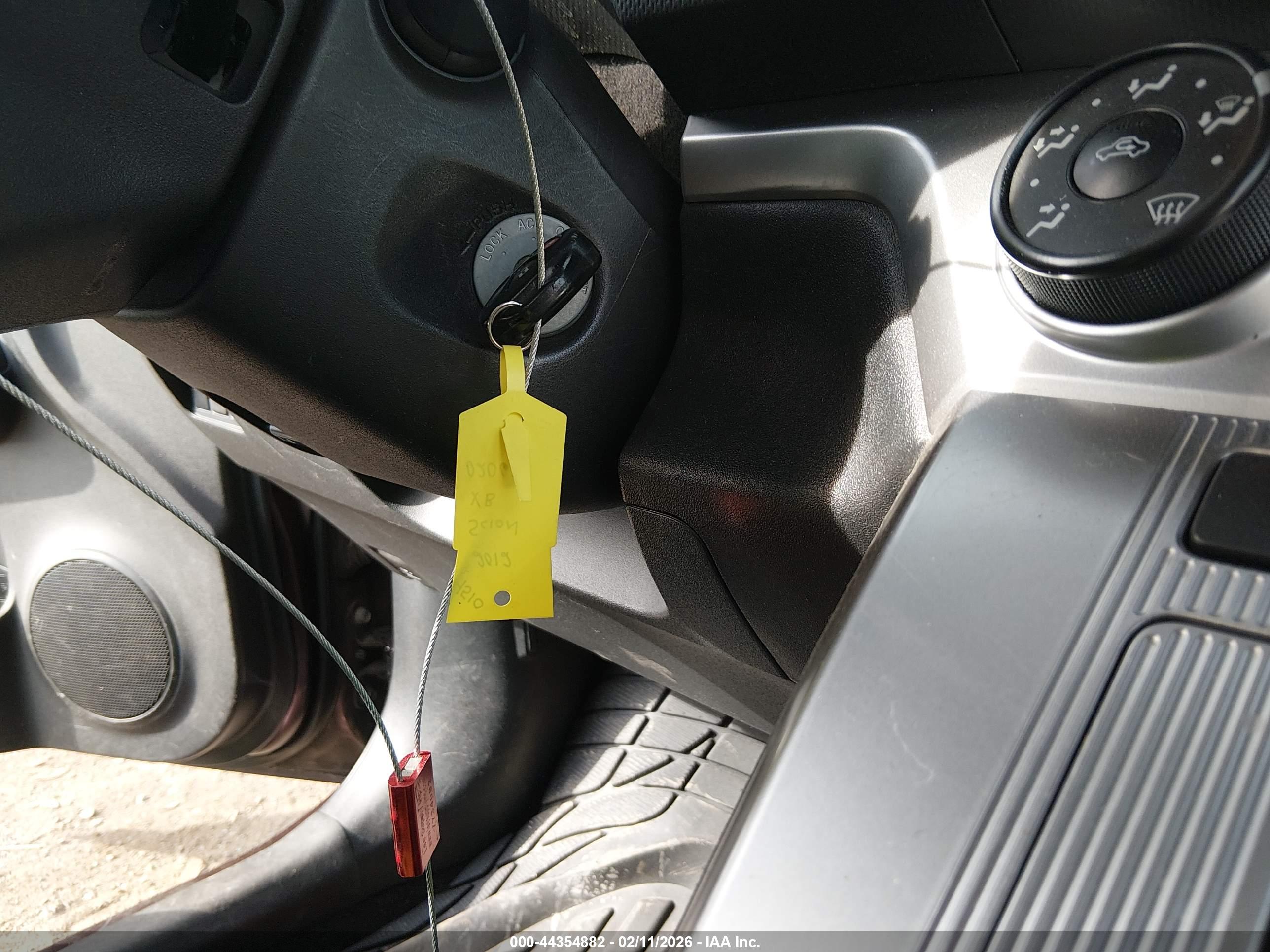 SCION XB image 11