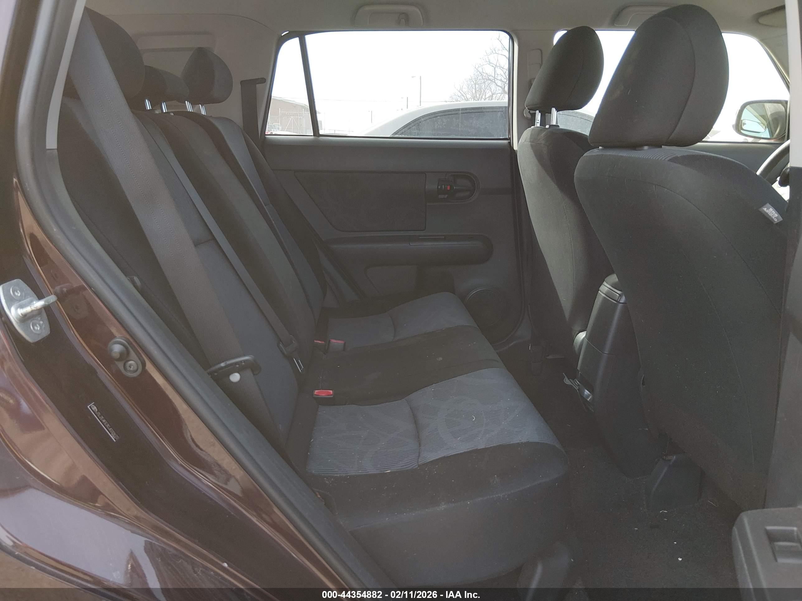SCION XB image 8