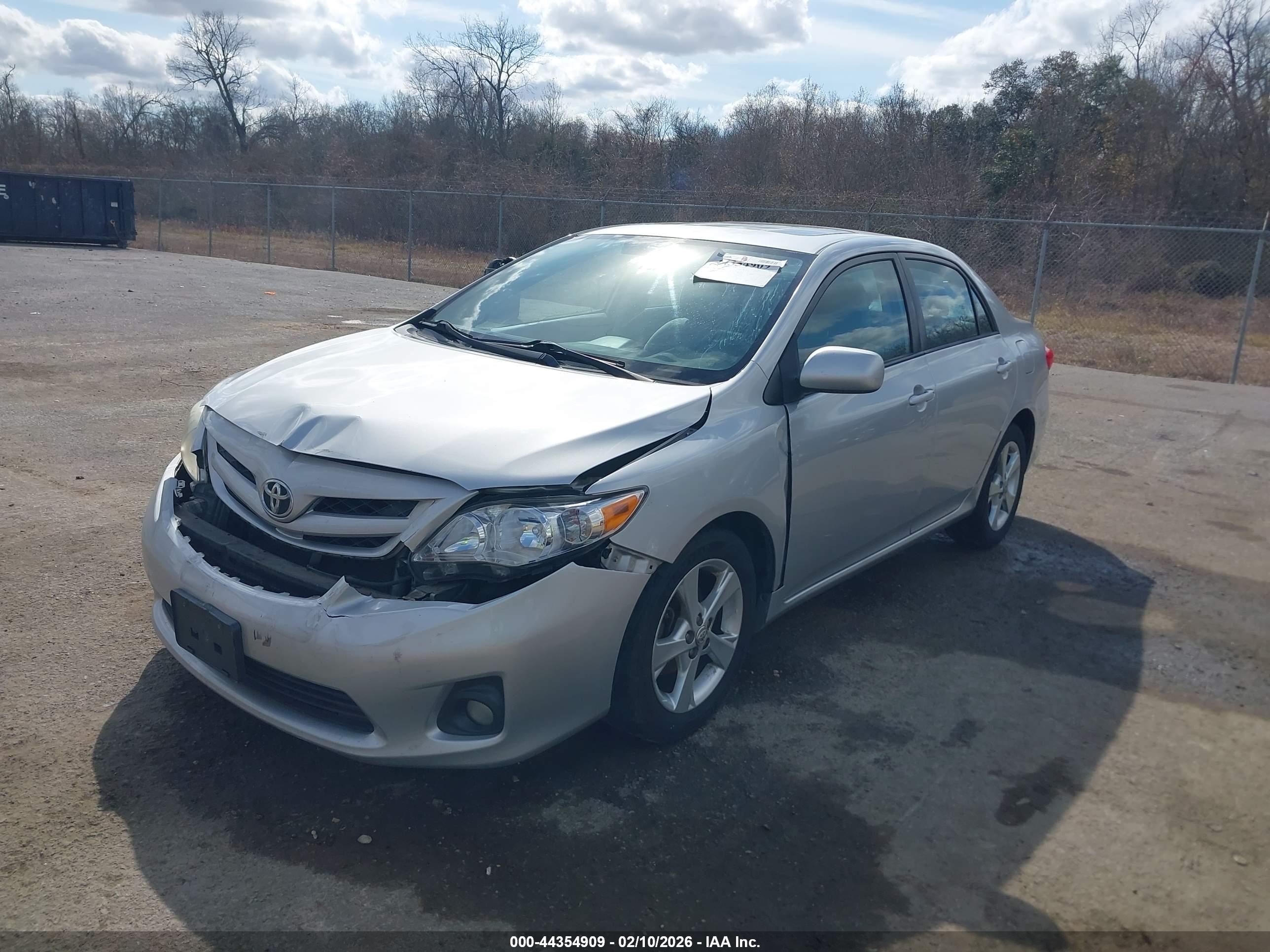 TOYOTA COROLLA image 2