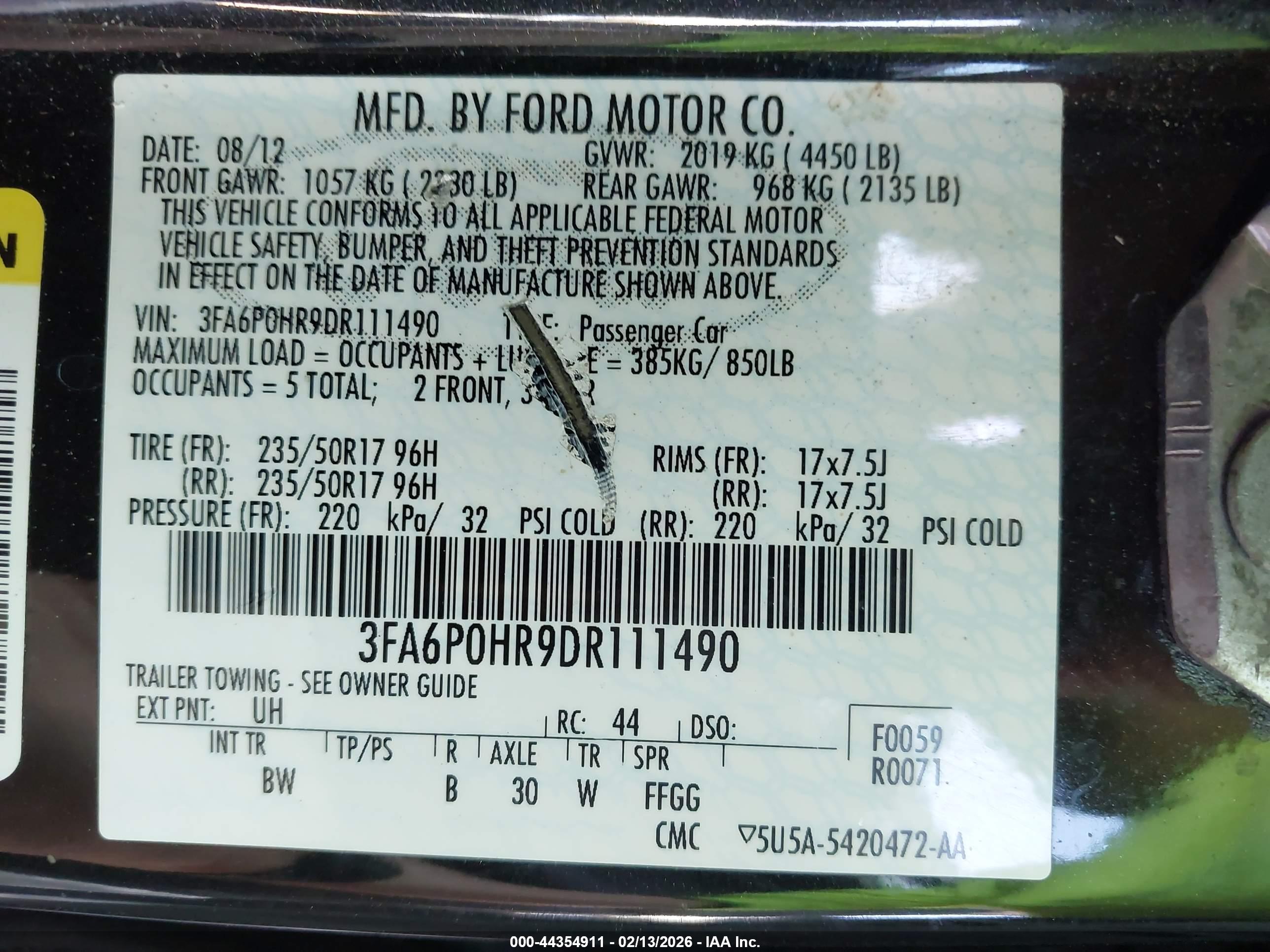 FORD FUSION image 9