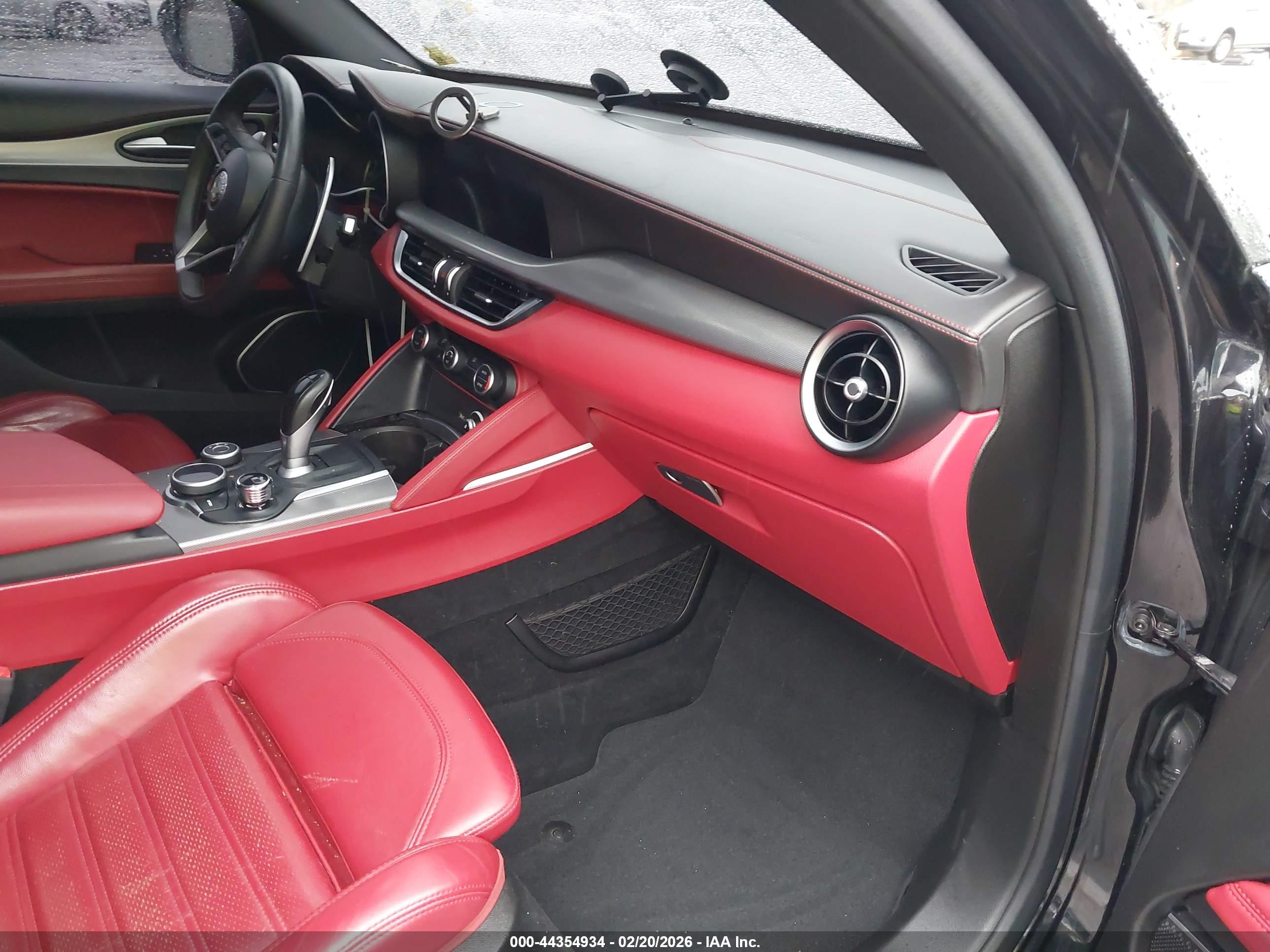 ALFA ROMEO image 5