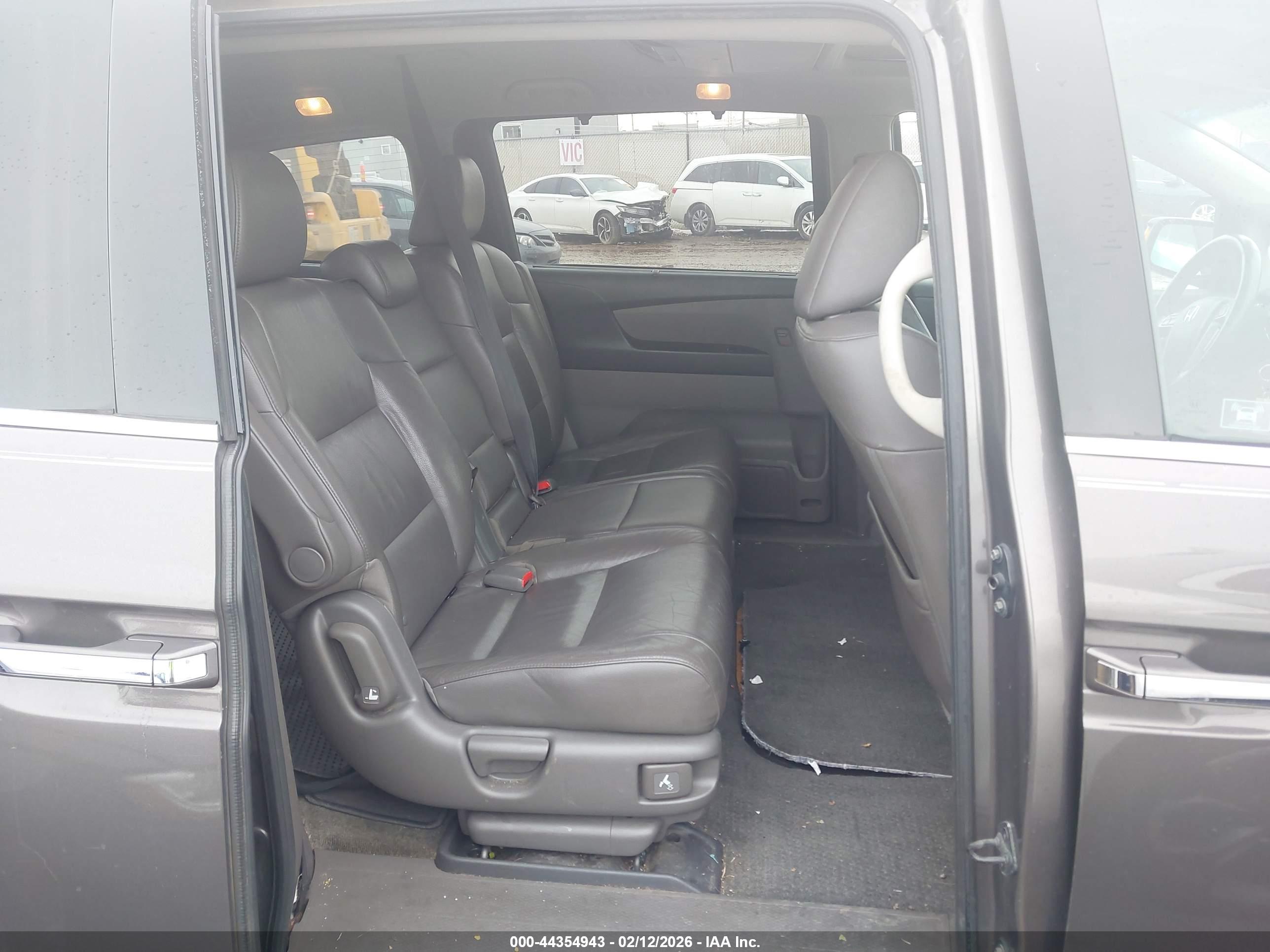 HONDA ODYSSEY image 8