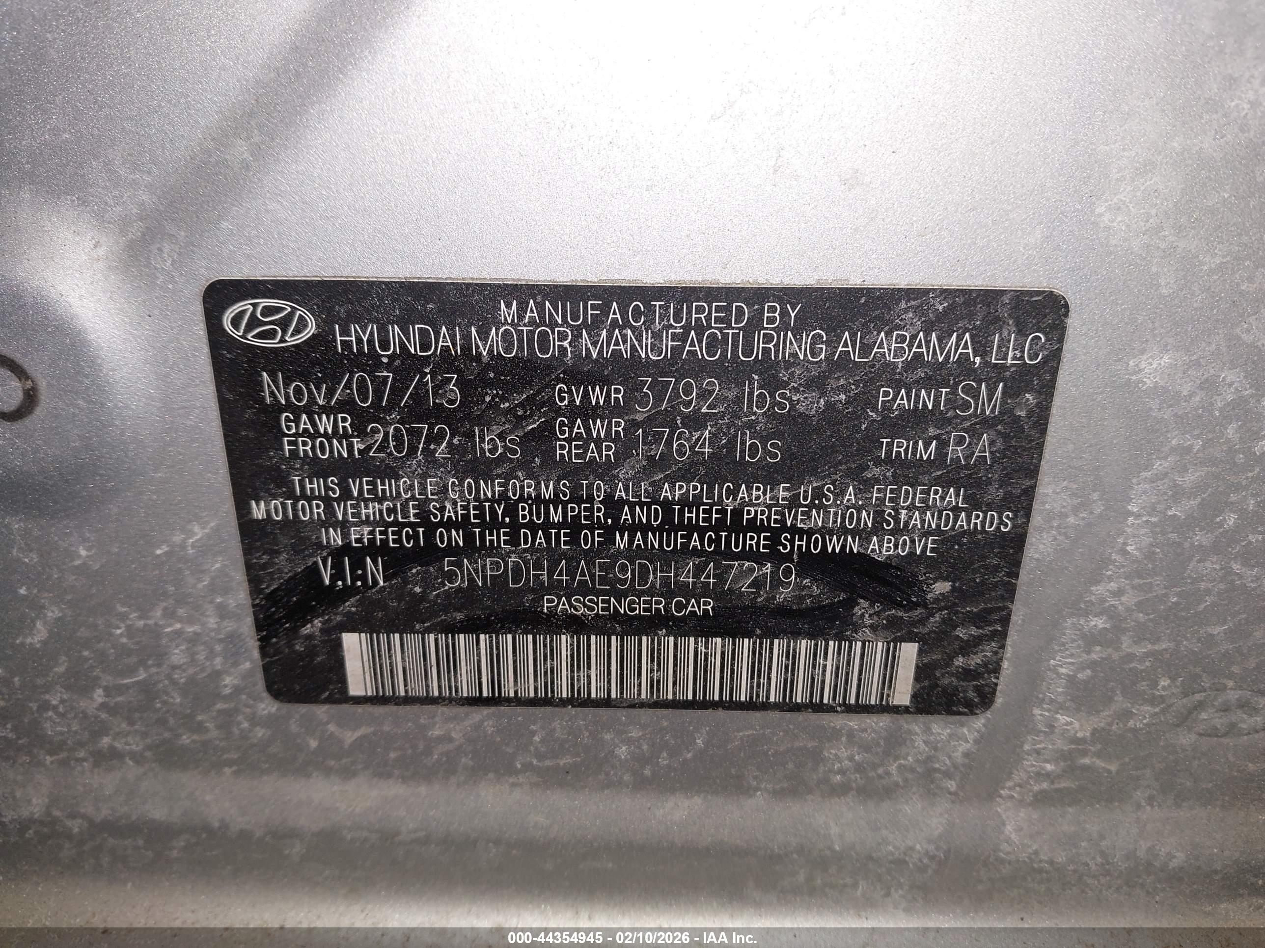 HYUNDAI ELANTRA image 9