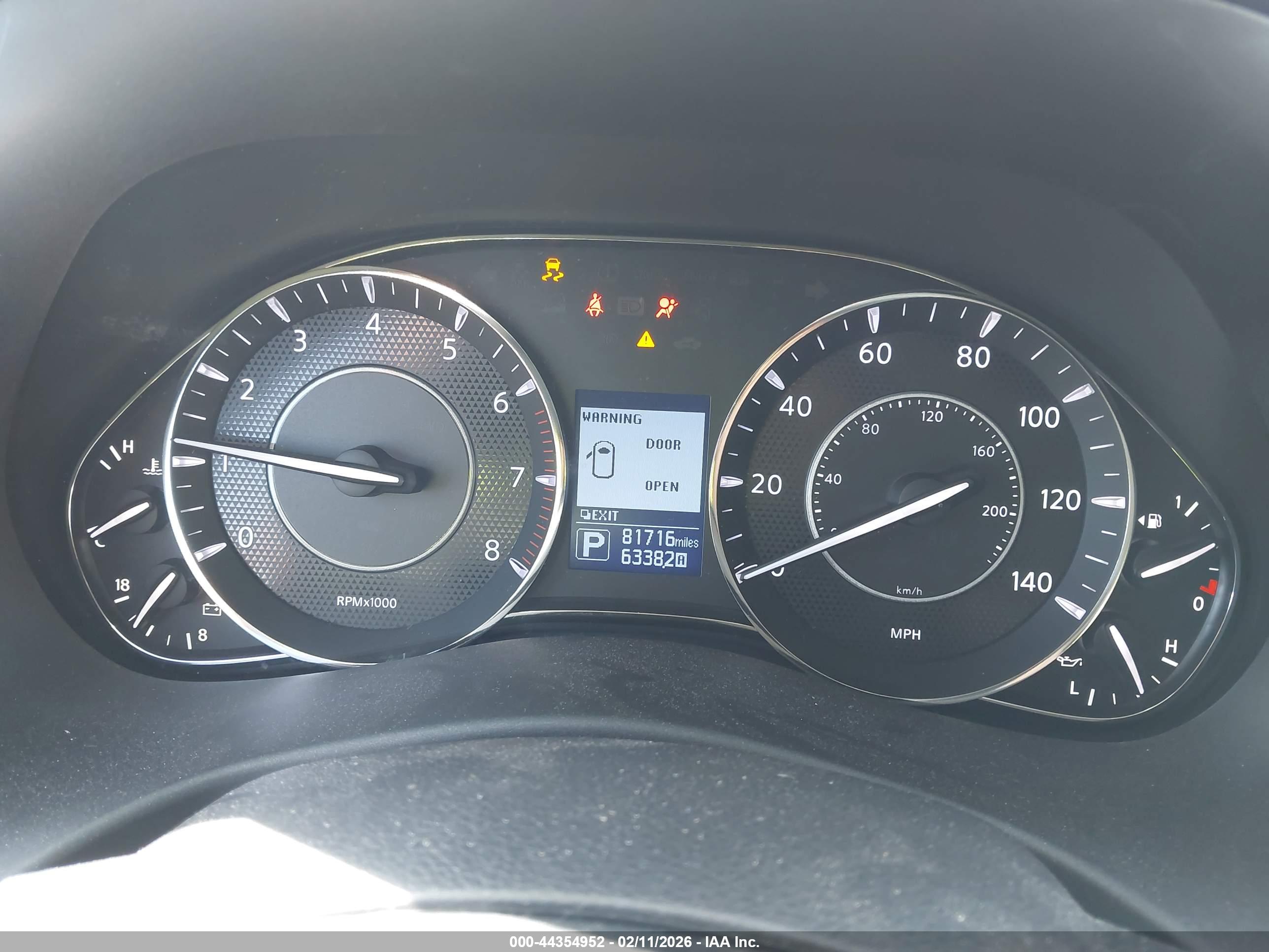 NISSAN ARMADA image 7