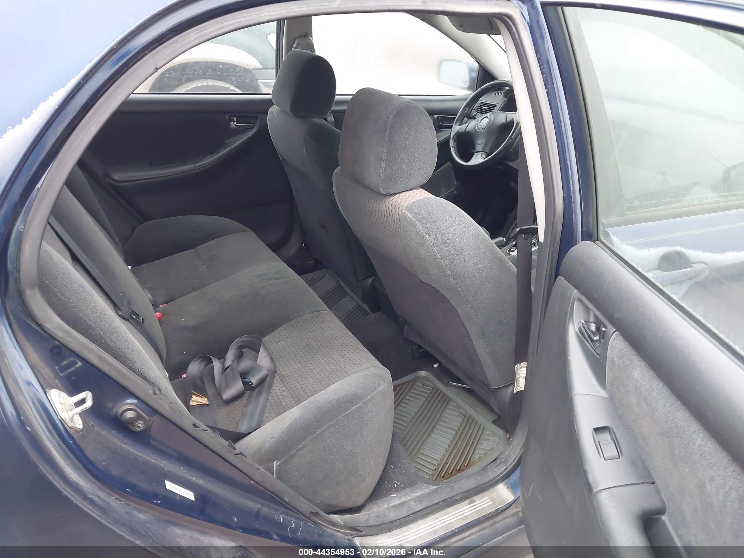 TOYOTA COROLLA image 8
