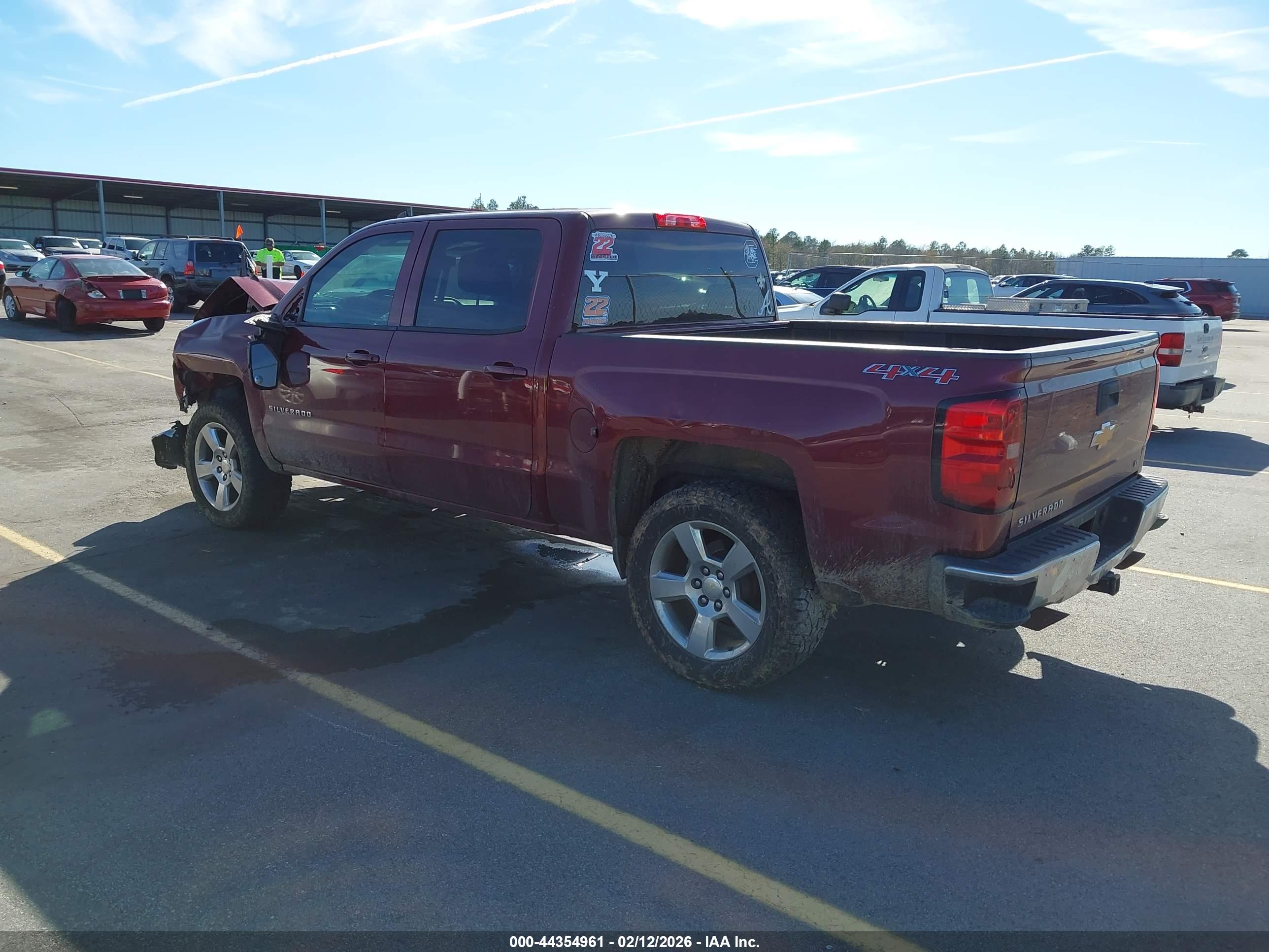 CHEVROLET SILVERADO image 3