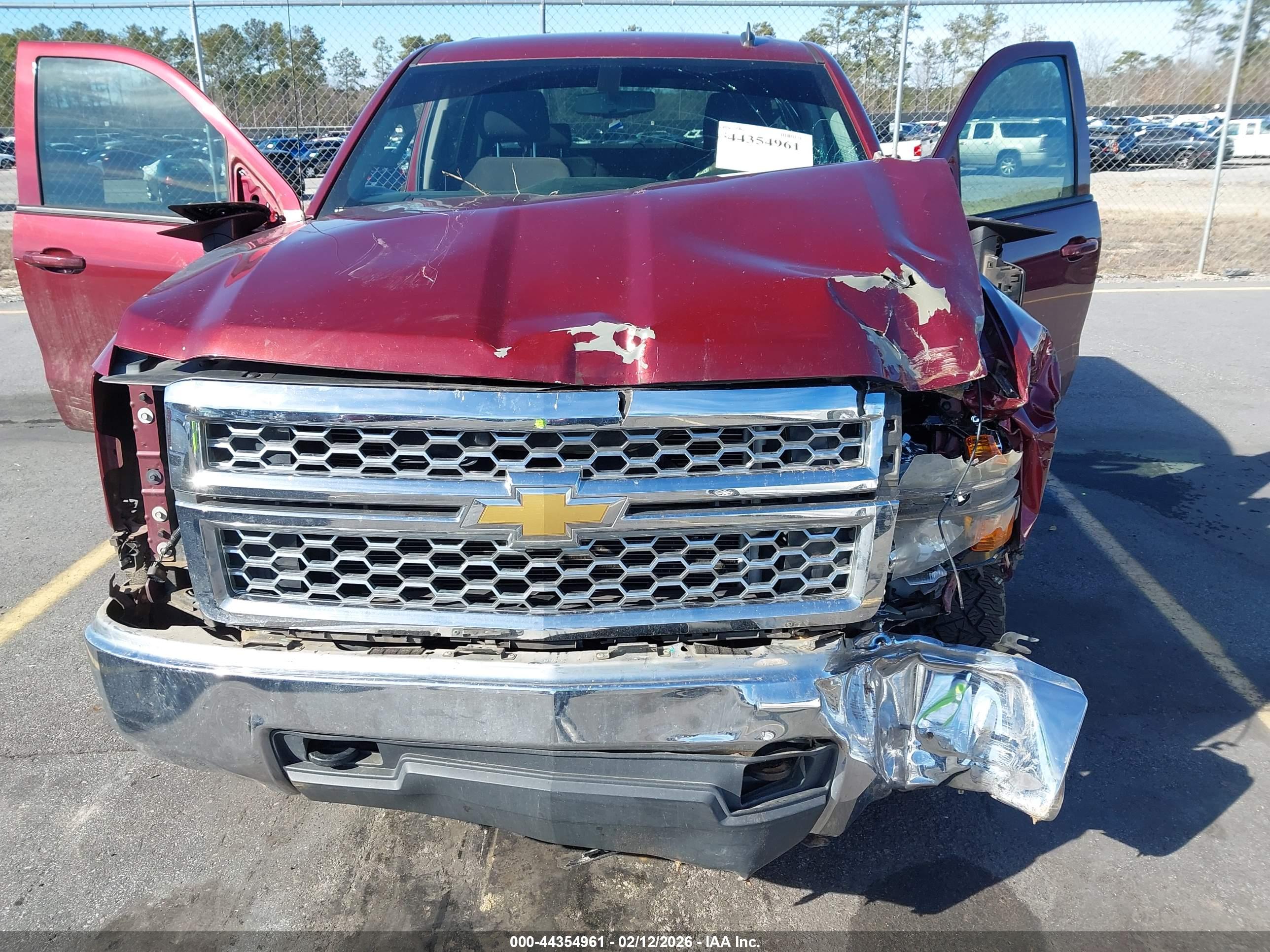 CHEVROLET SILVERADO image 6