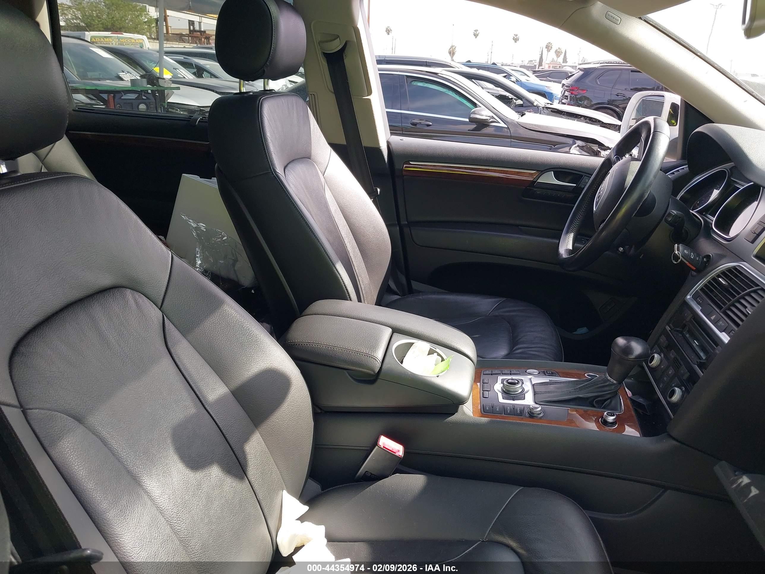 AUDI Q7 image 5