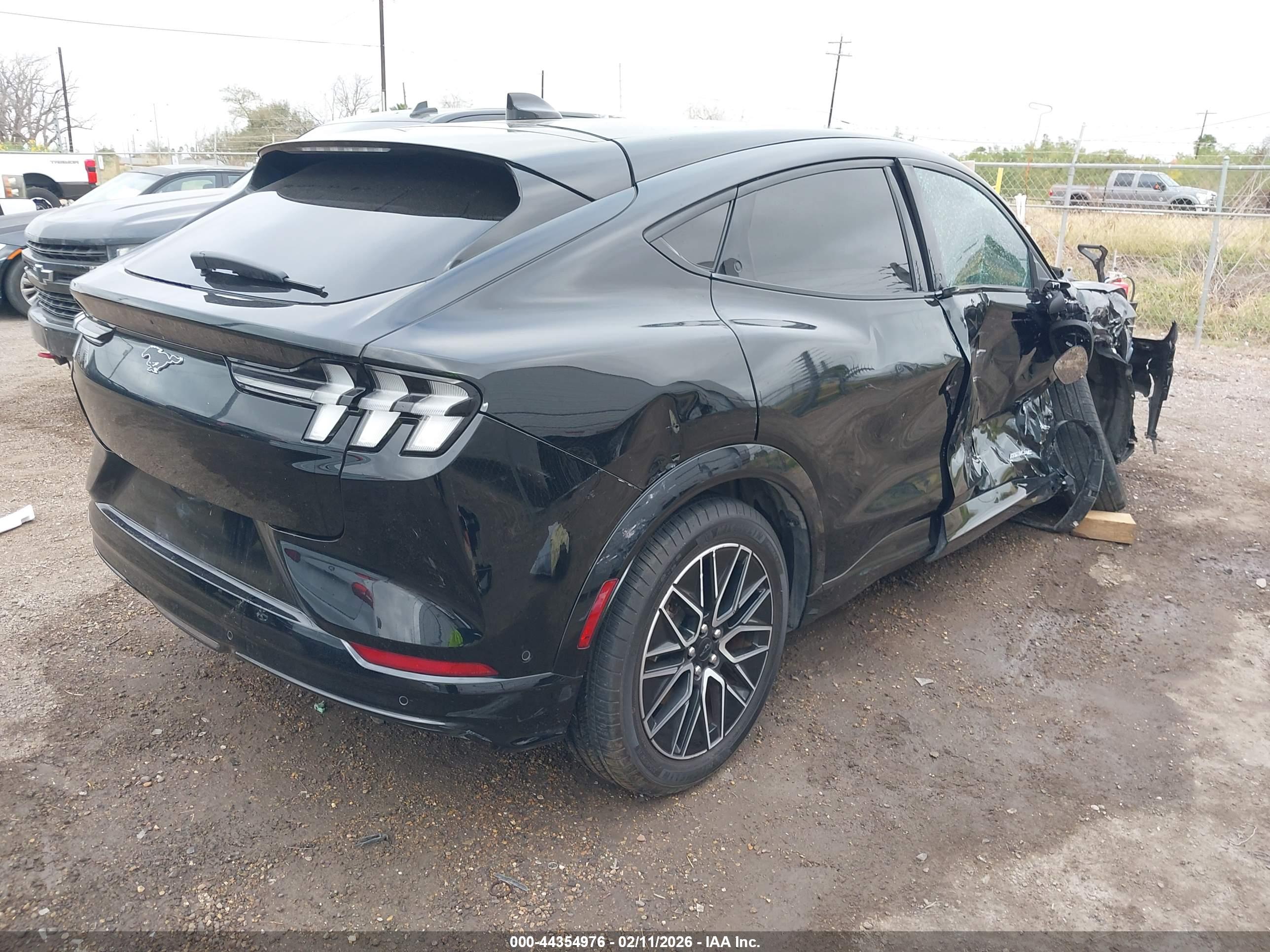 FORD MUSTANG image 4