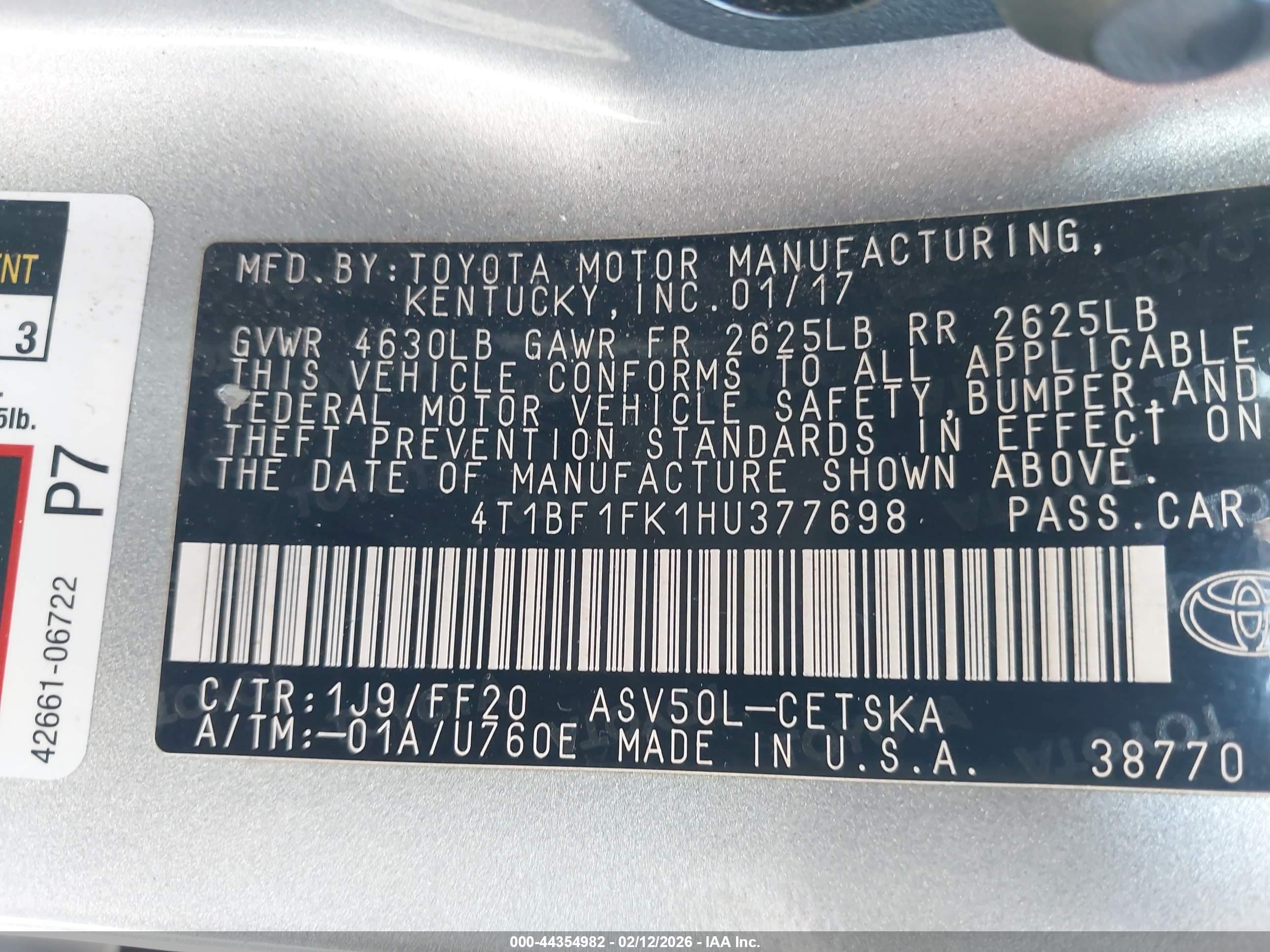 TOYOTA CAMRY image 9