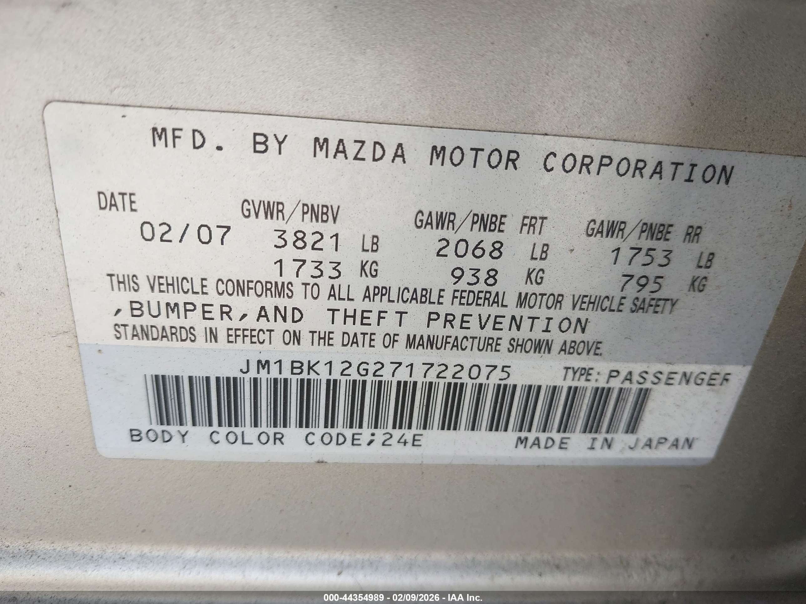 MAZDA MAZDA3 image 9