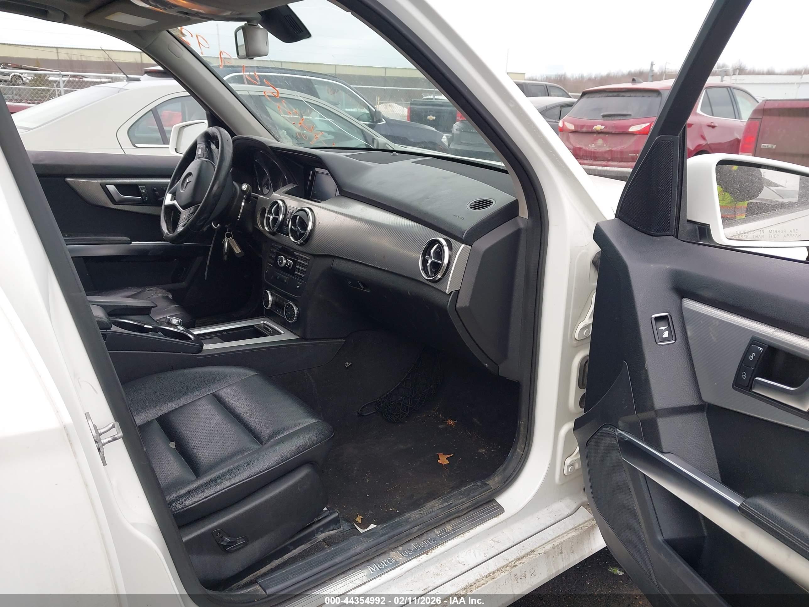 MERCEDES-BENZ GLK image 5