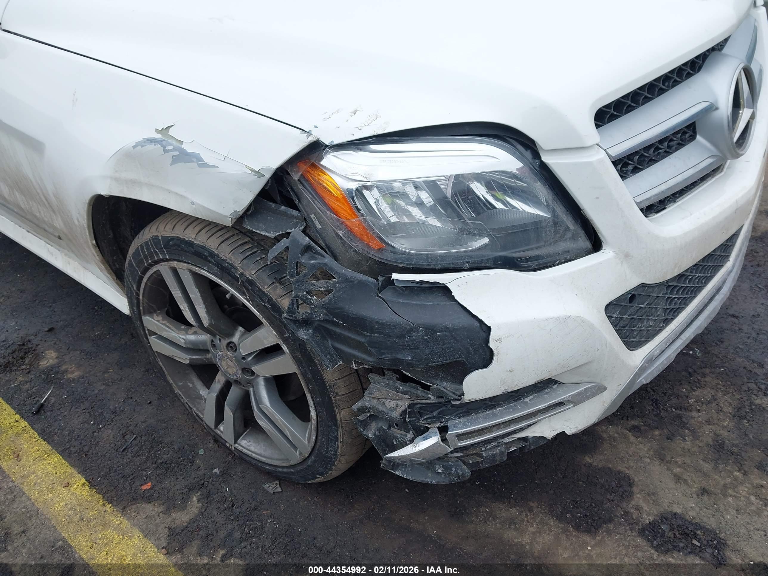 MERCEDES-BENZ GLK image 6