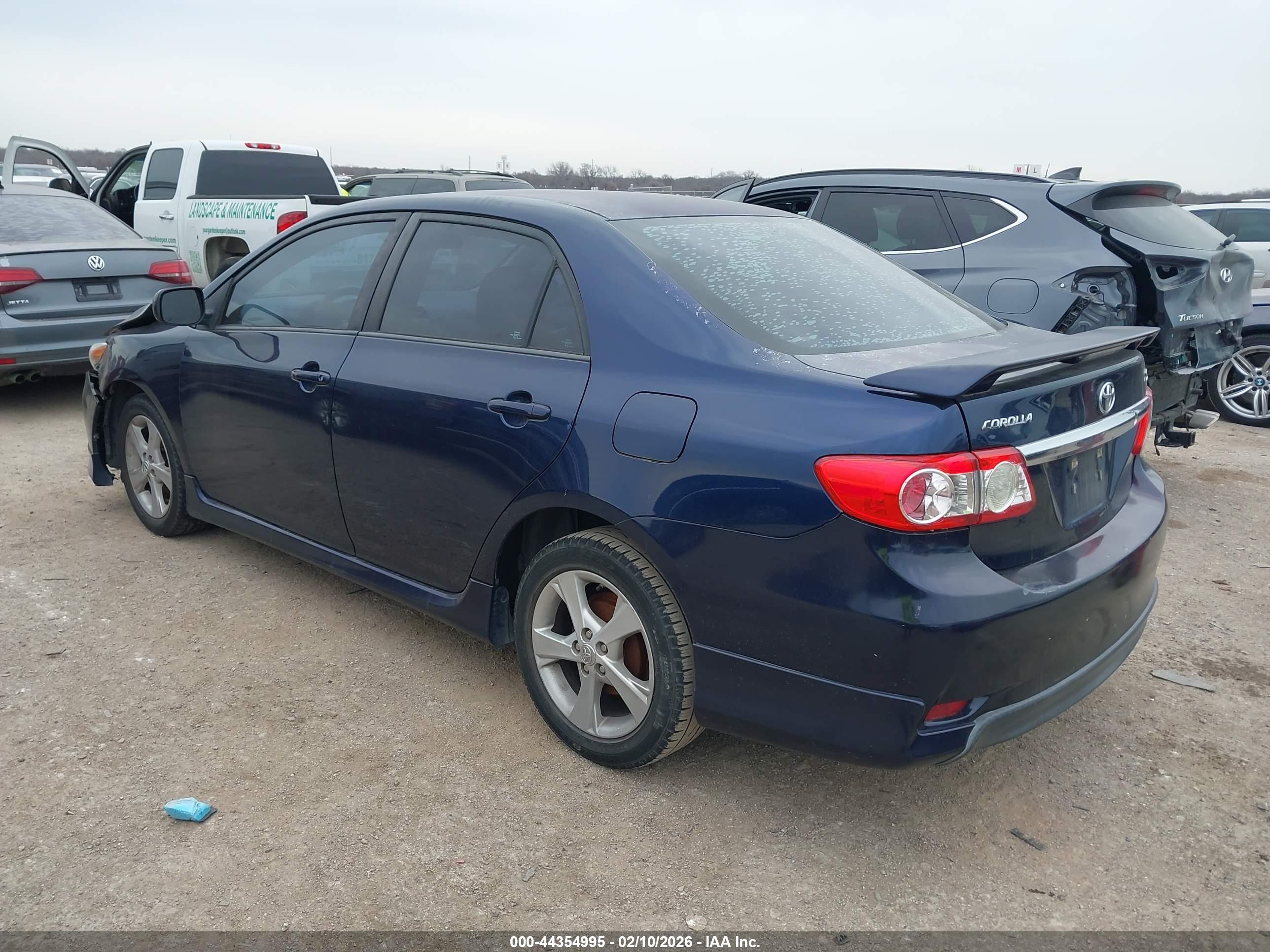 TOYOTA COROLLA image 3