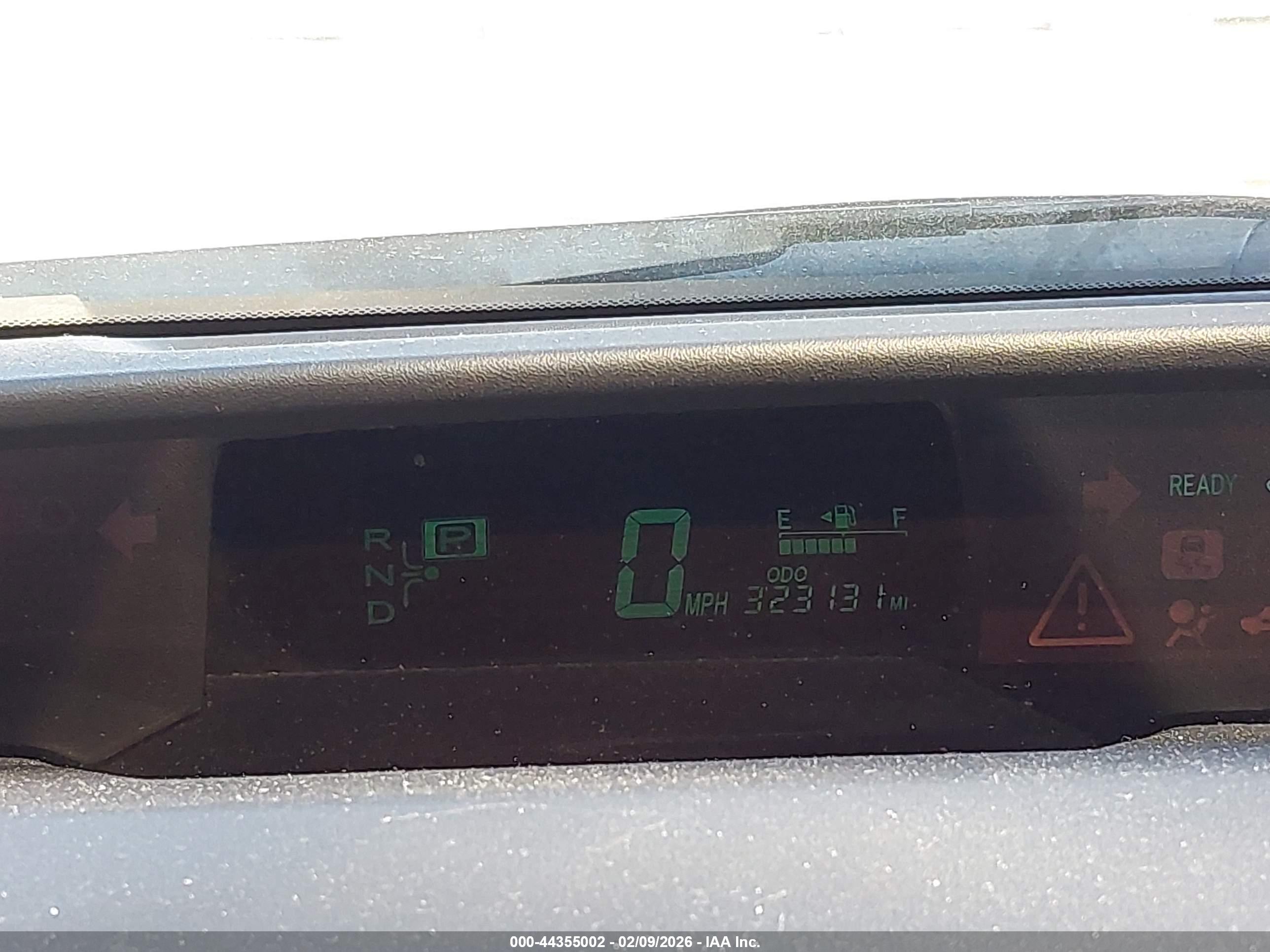 TOYOTA PRIUS image 7