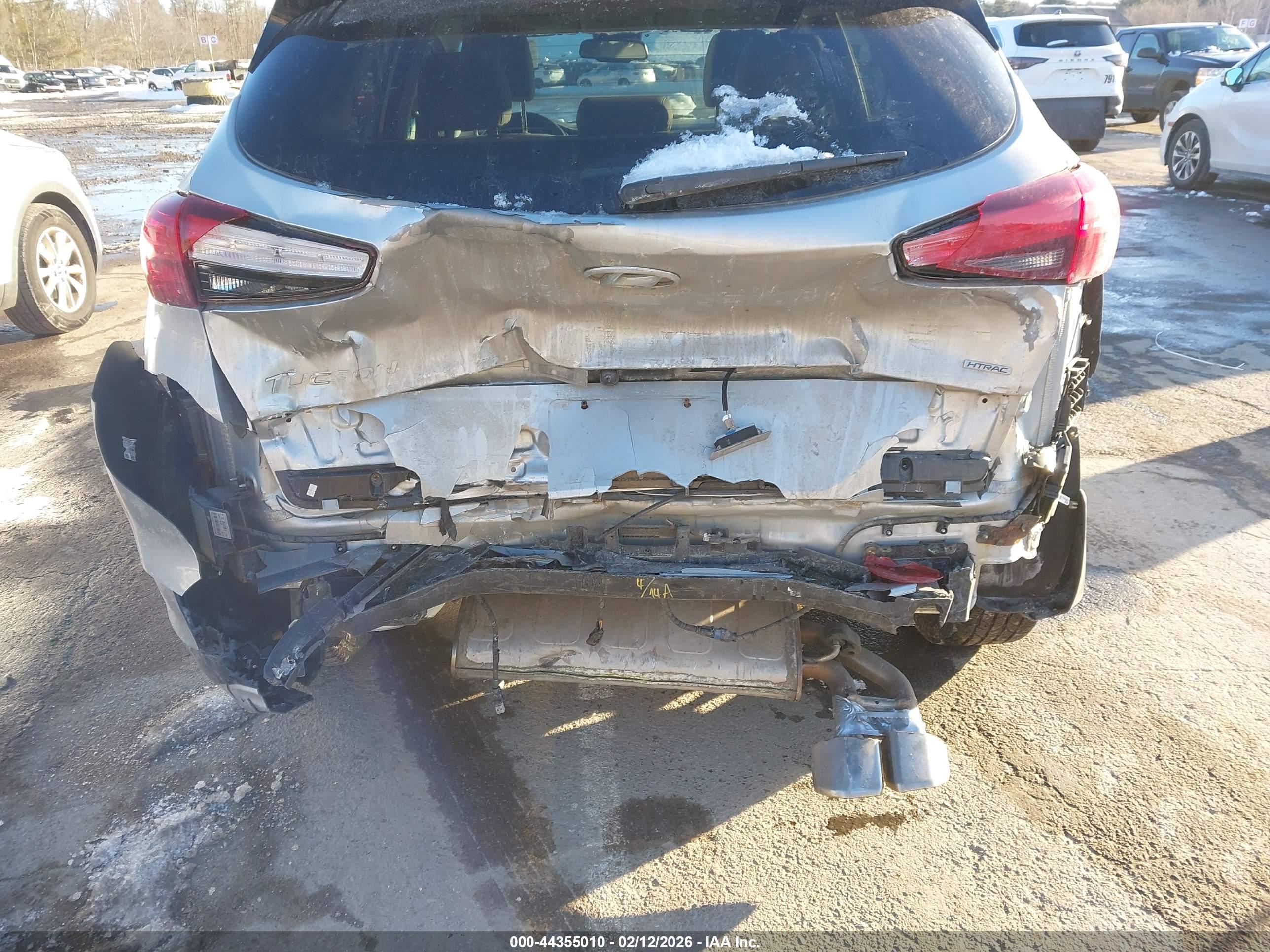 HYUNDAI TUCSON image 6