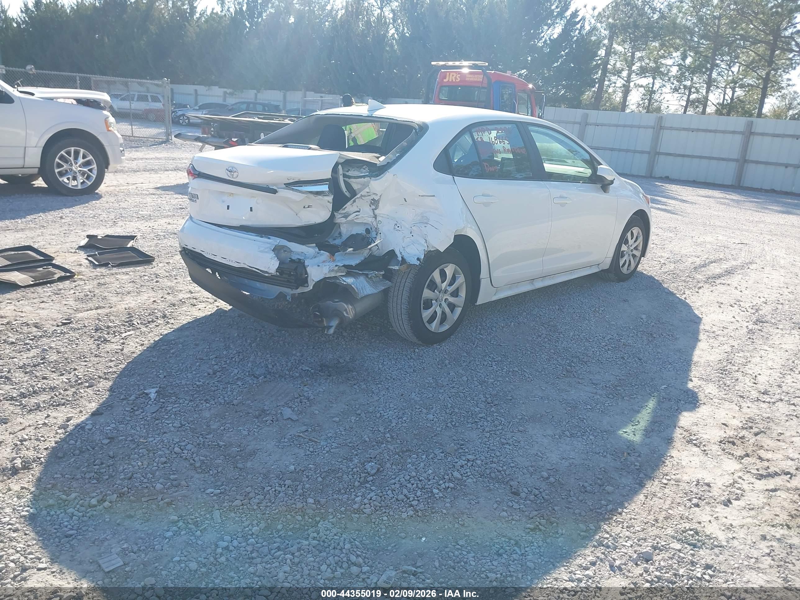 TOYOTA COROLLA image 4