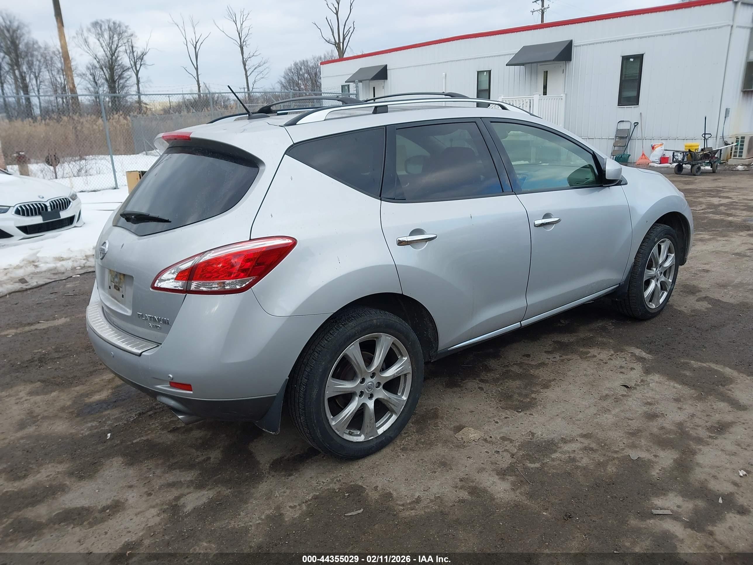NISSAN MURANO image 4