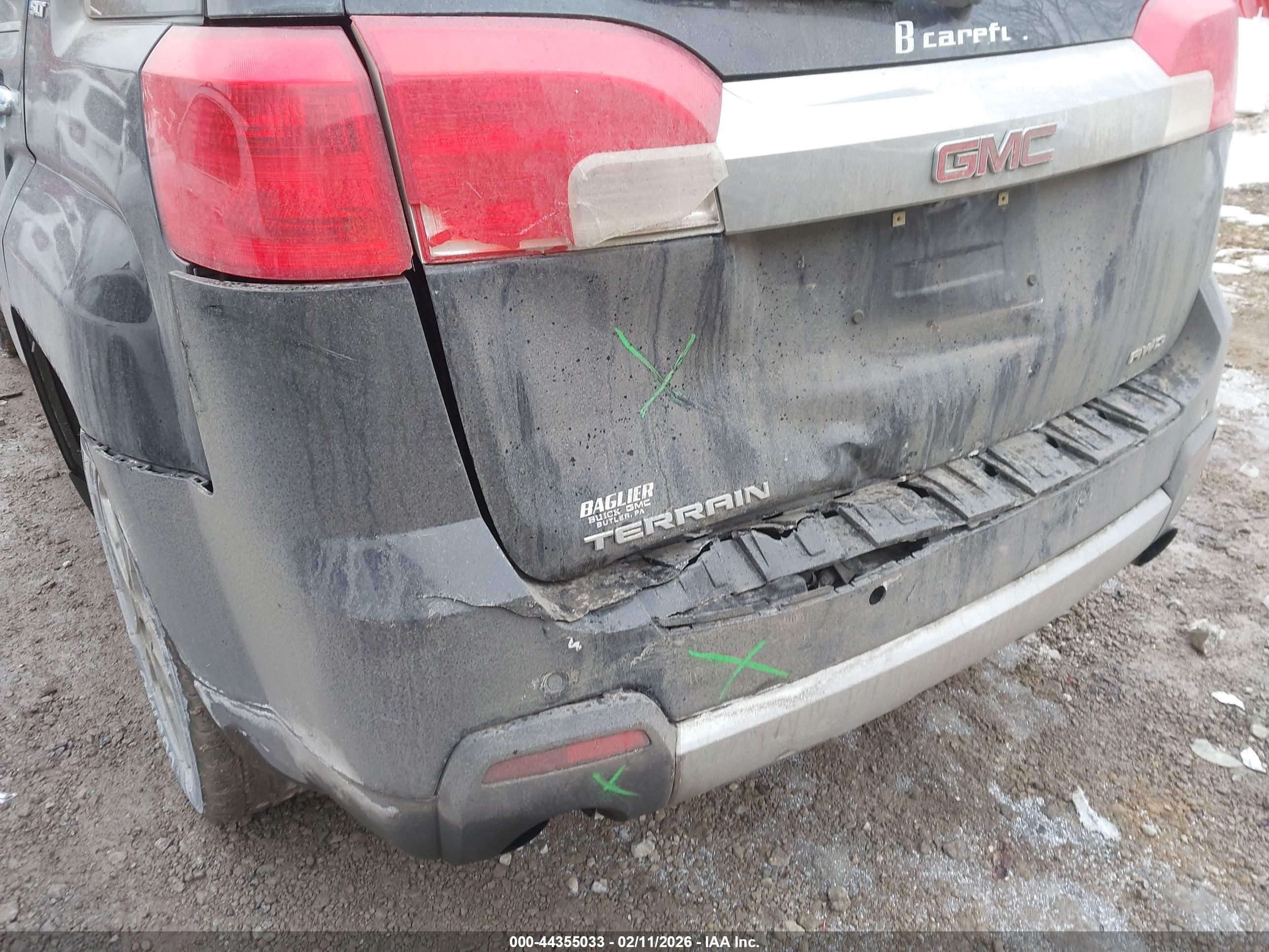 GMC TERRAIN image 6