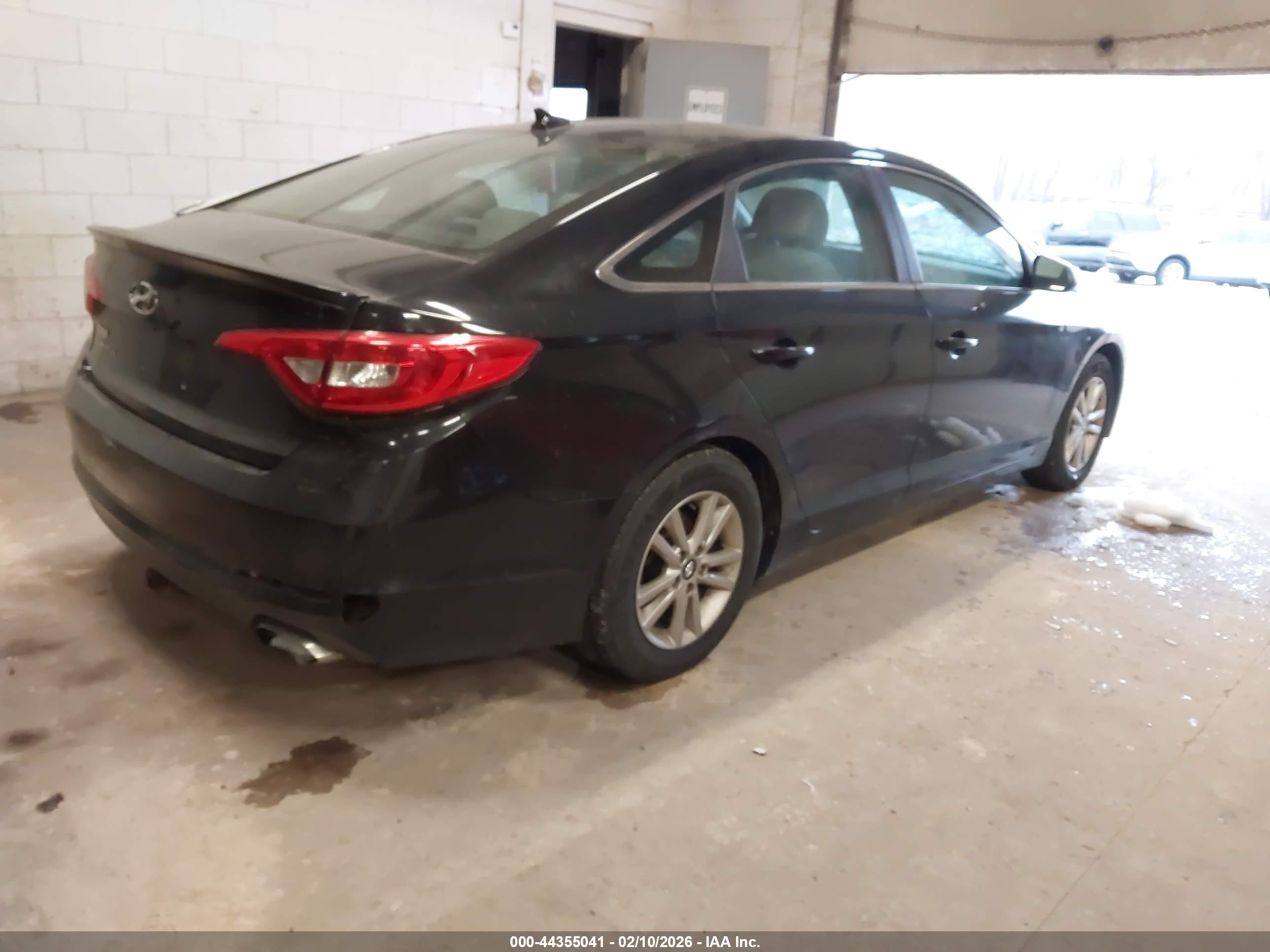 HYUNDAI SONATA image 4