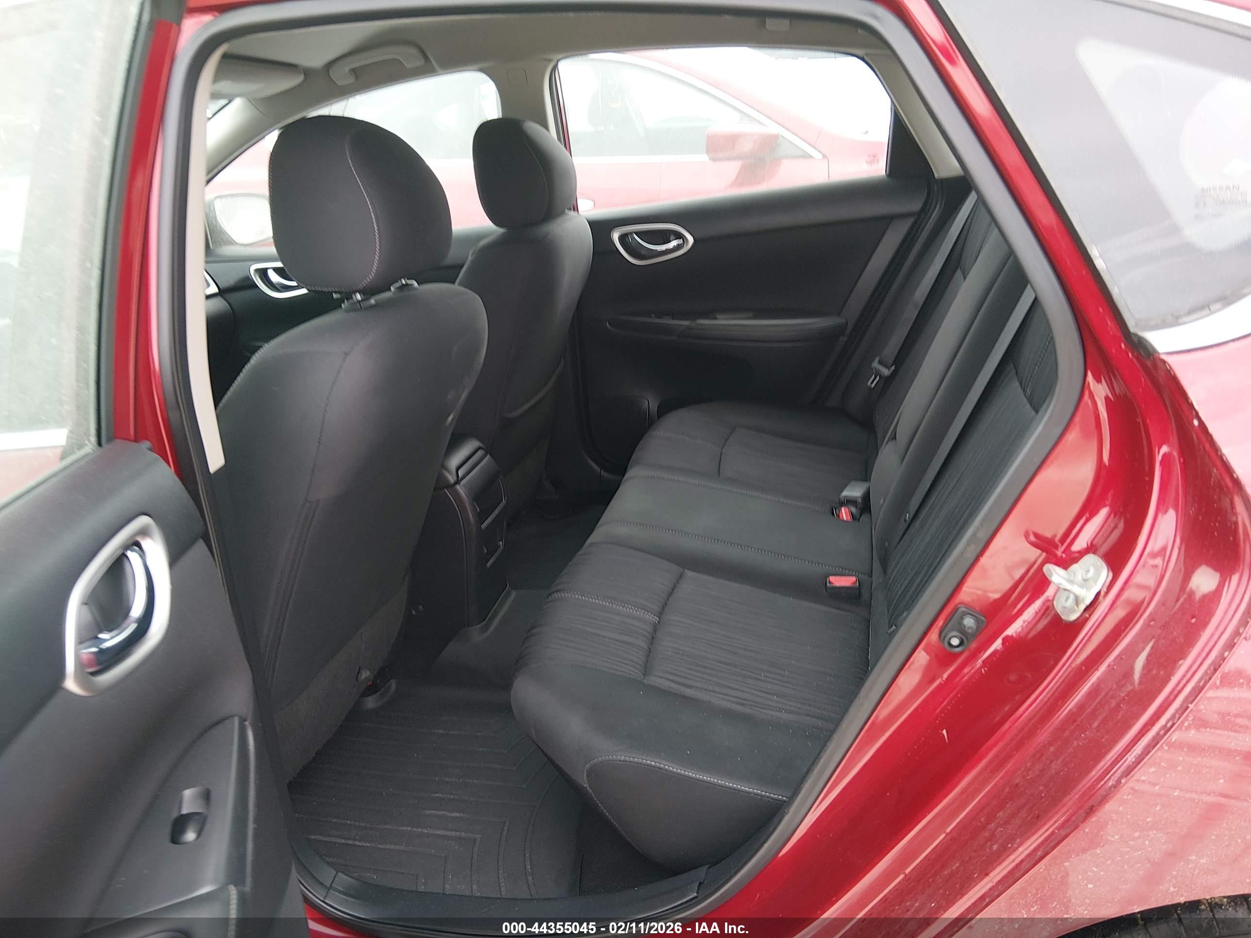 NISSAN SENTRA image 8