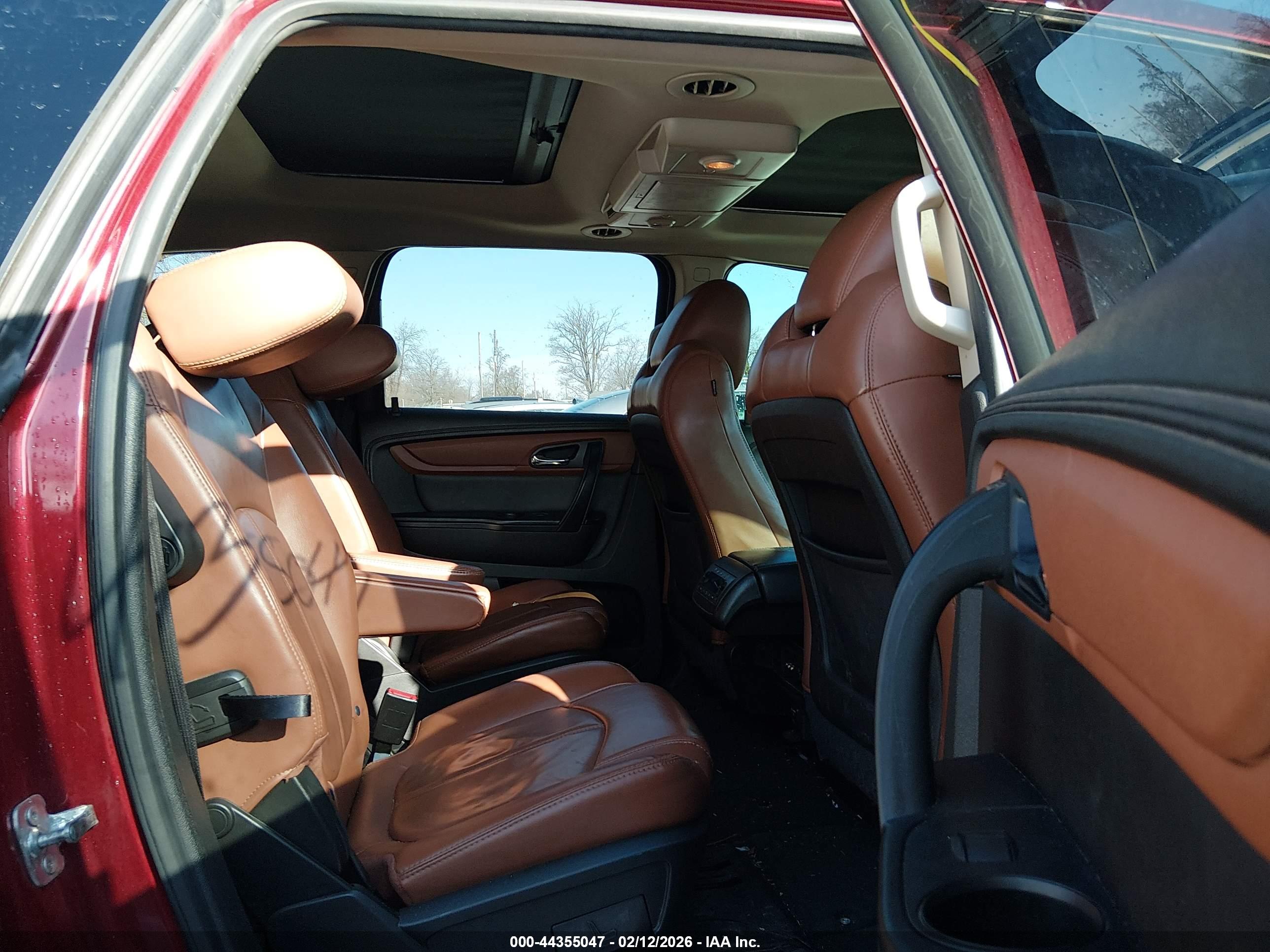 CHEVROLET TRAVERSE image 8