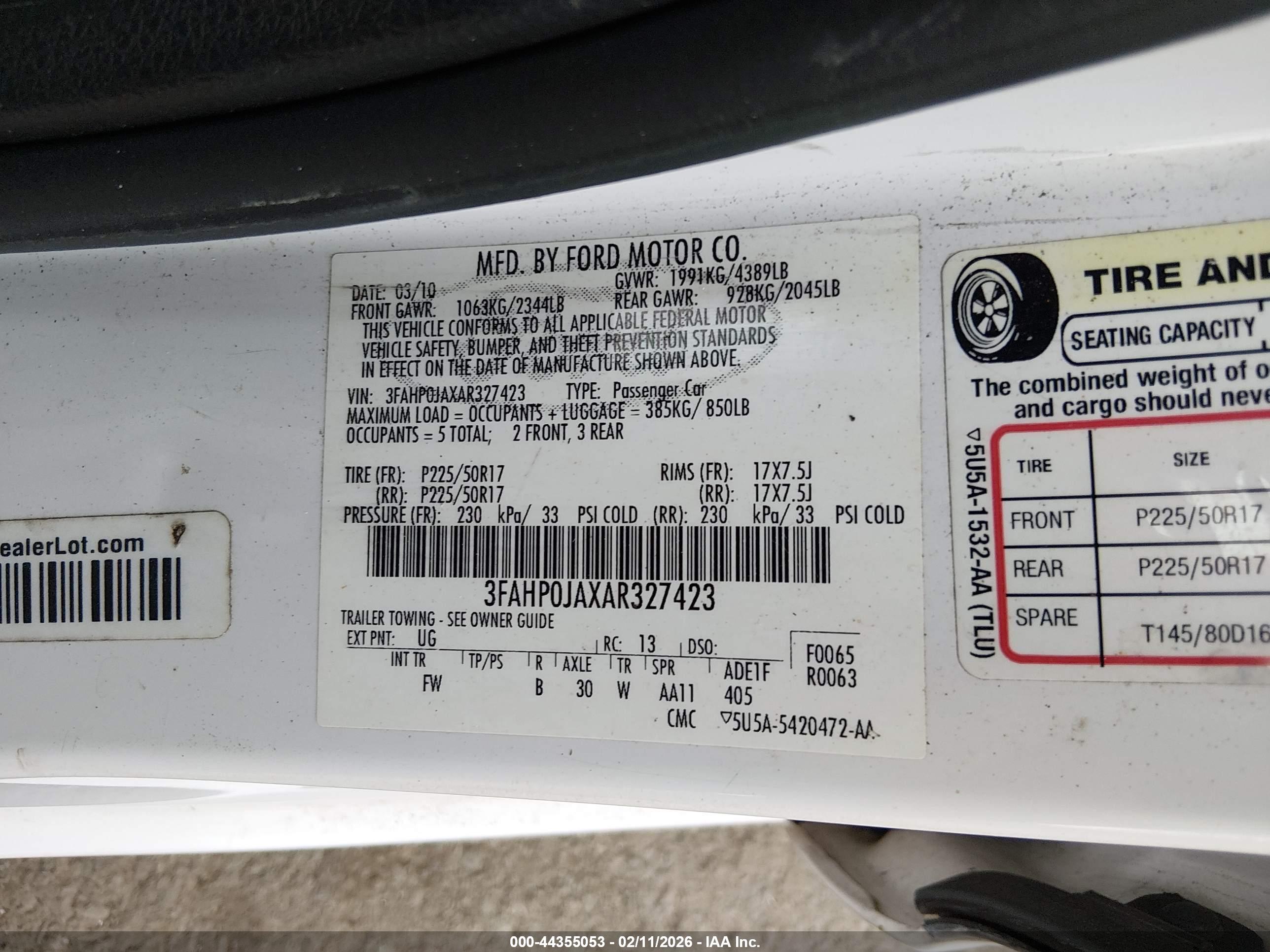FORD FUSION image 9