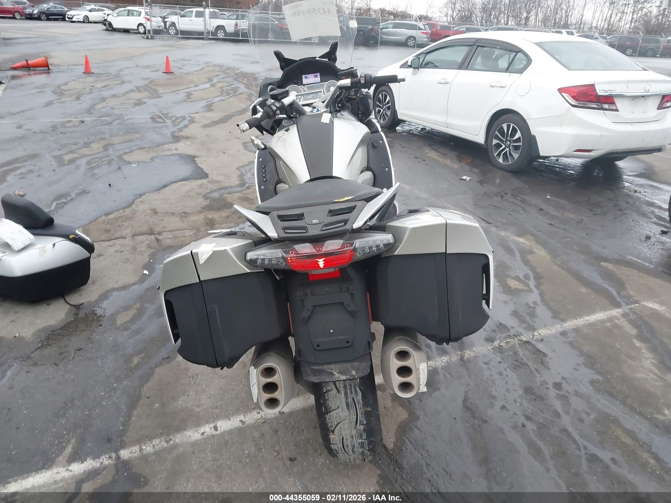 BMW K1600 image 6