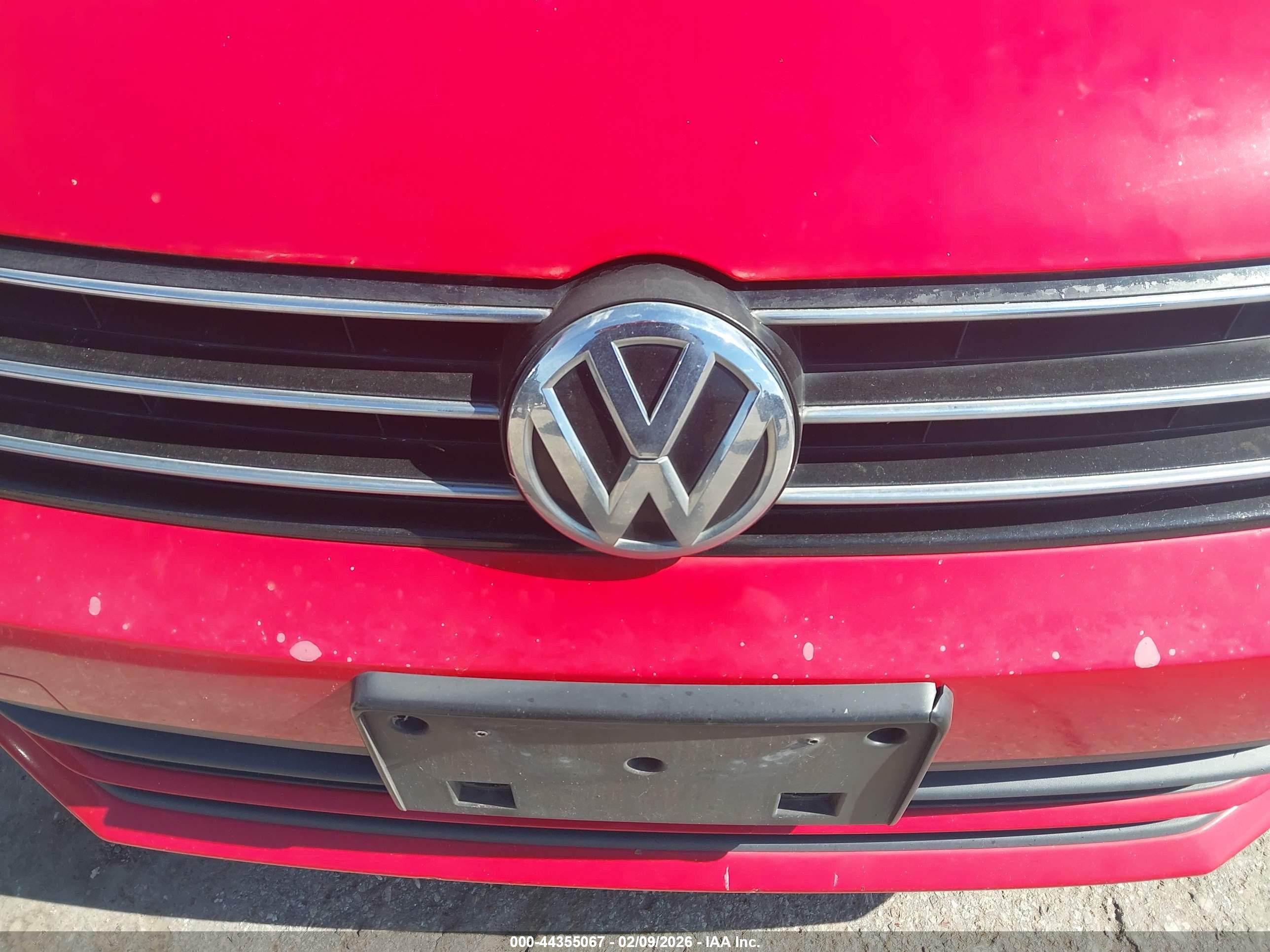 VOLKSWAGEN JETTA image 6