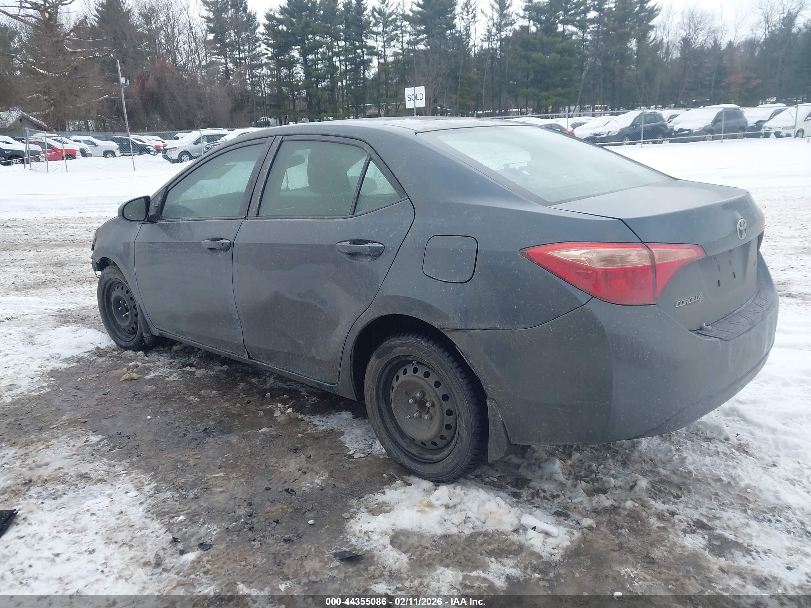 TOYOTA COROLLA image 3
