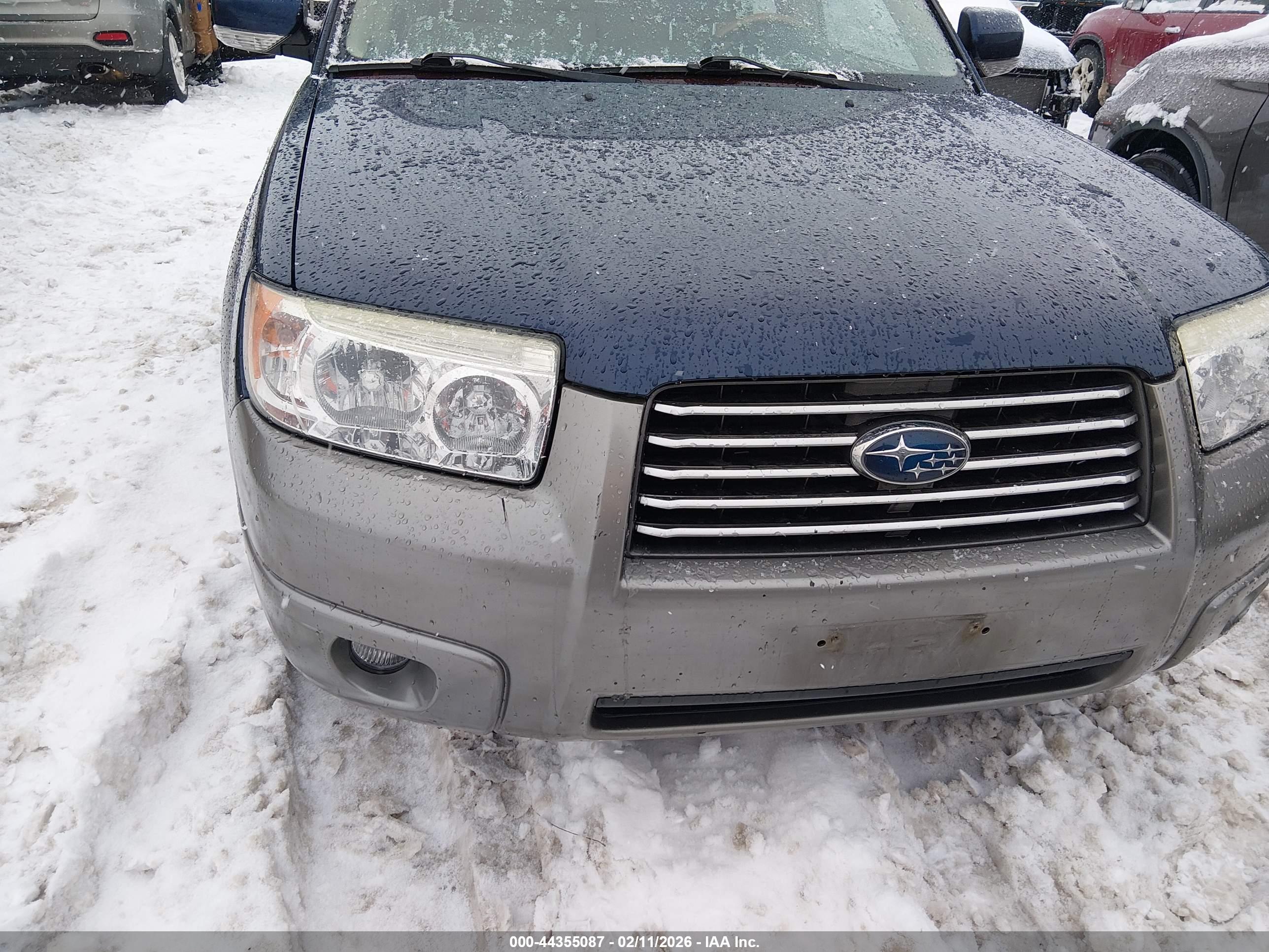 SUBARU FORESTER image 6