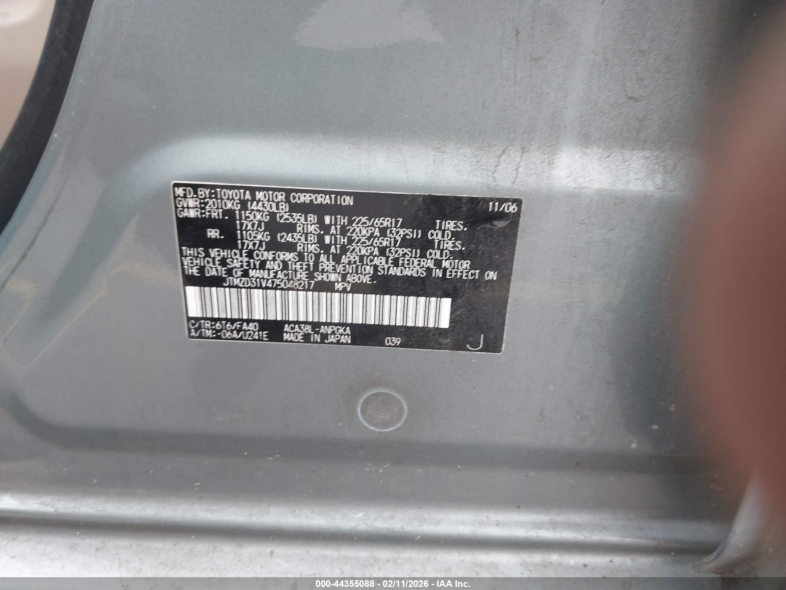 TOYOTA RAV4 image 9