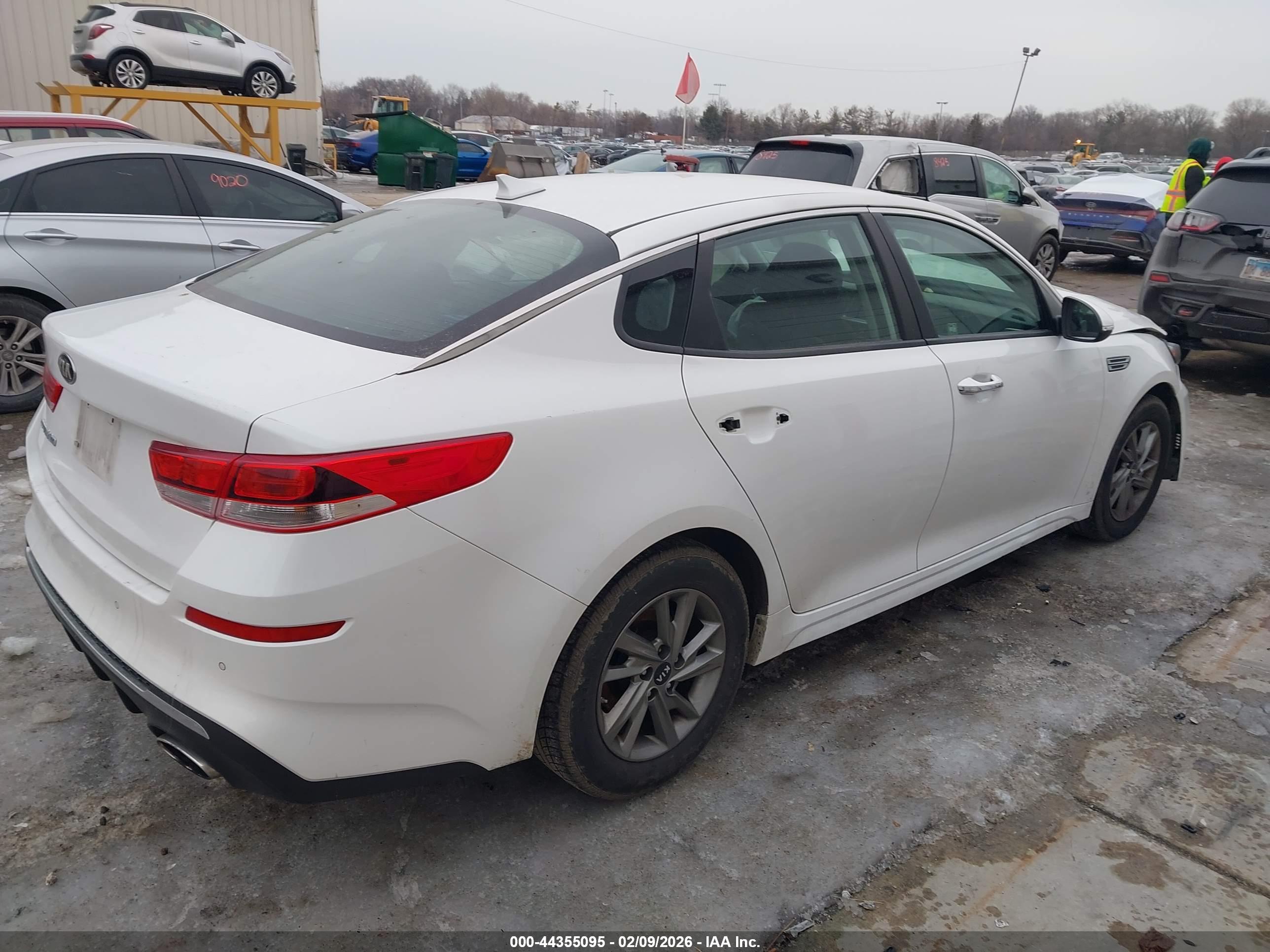 KIA OPTIMA image 4