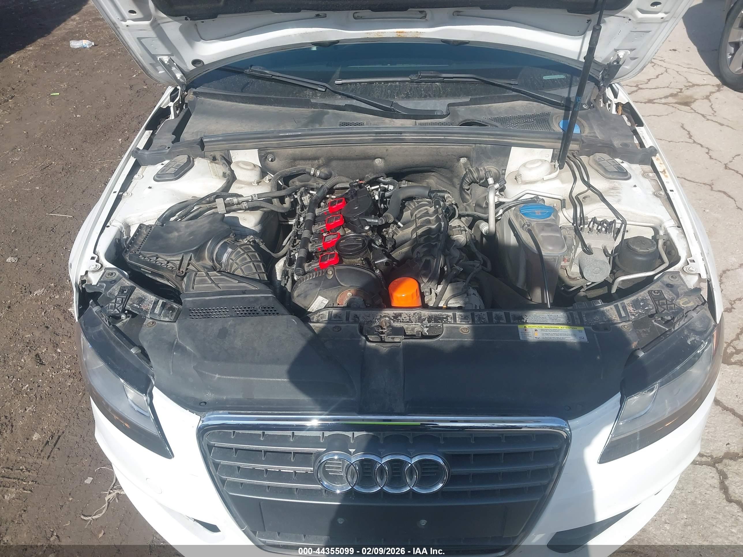 AUDI A4 image 10