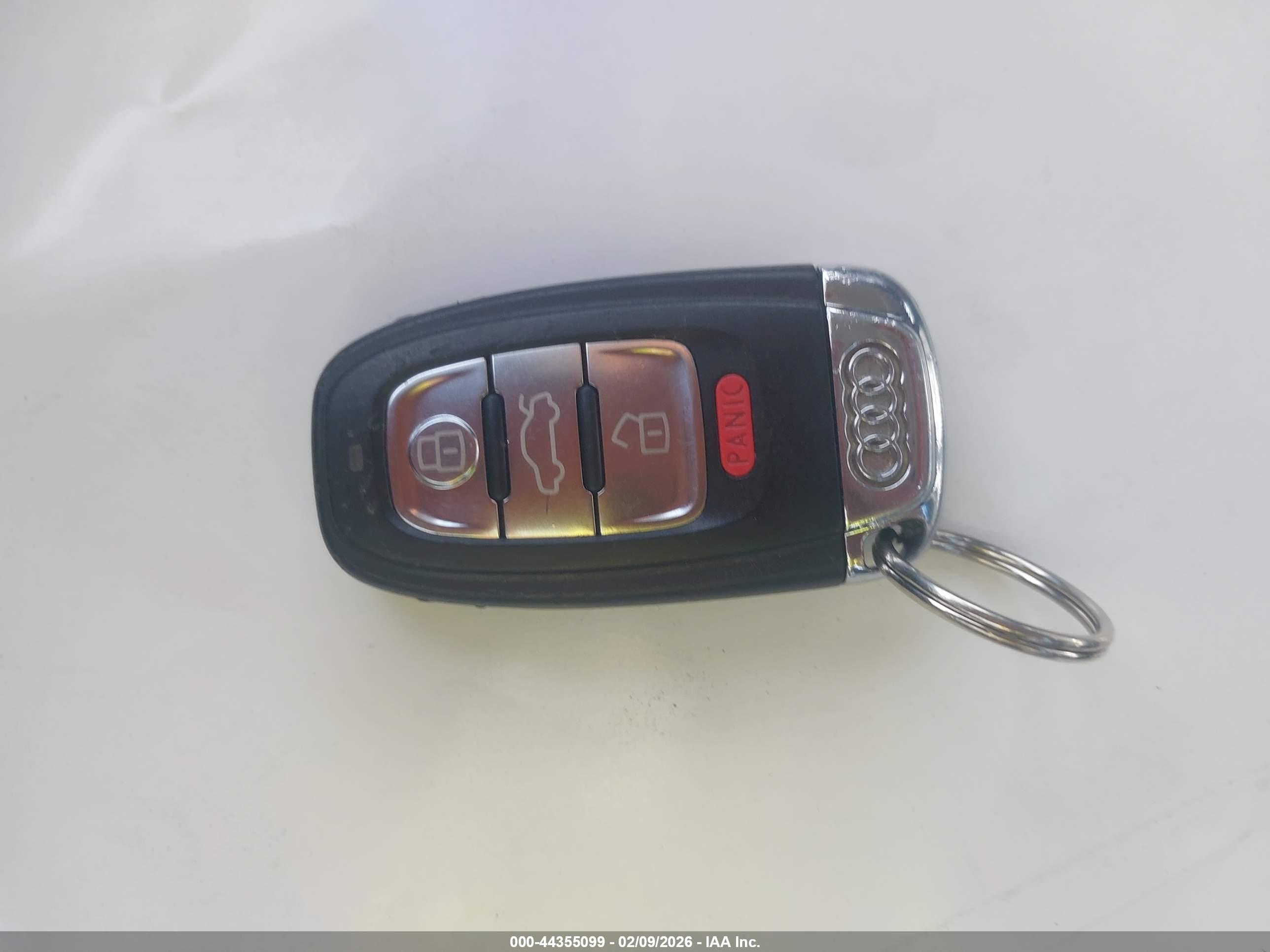 AUDI A4 image 11
