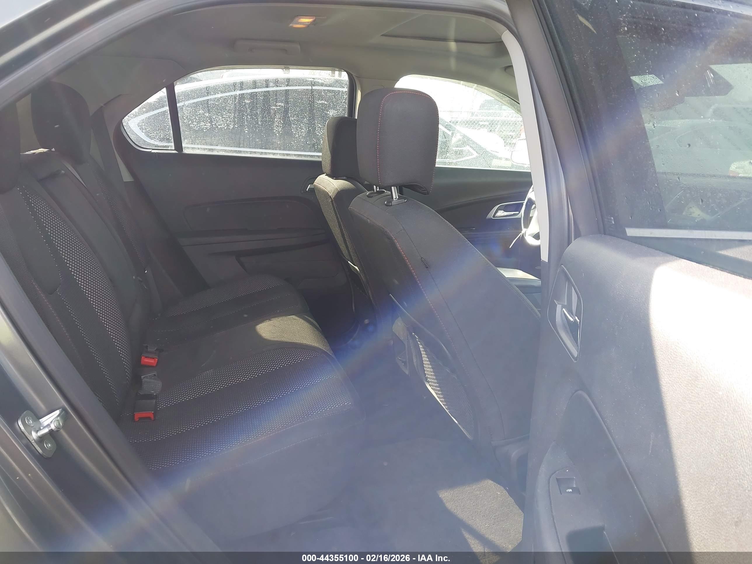 CHEVROLET EQUINOX image 8