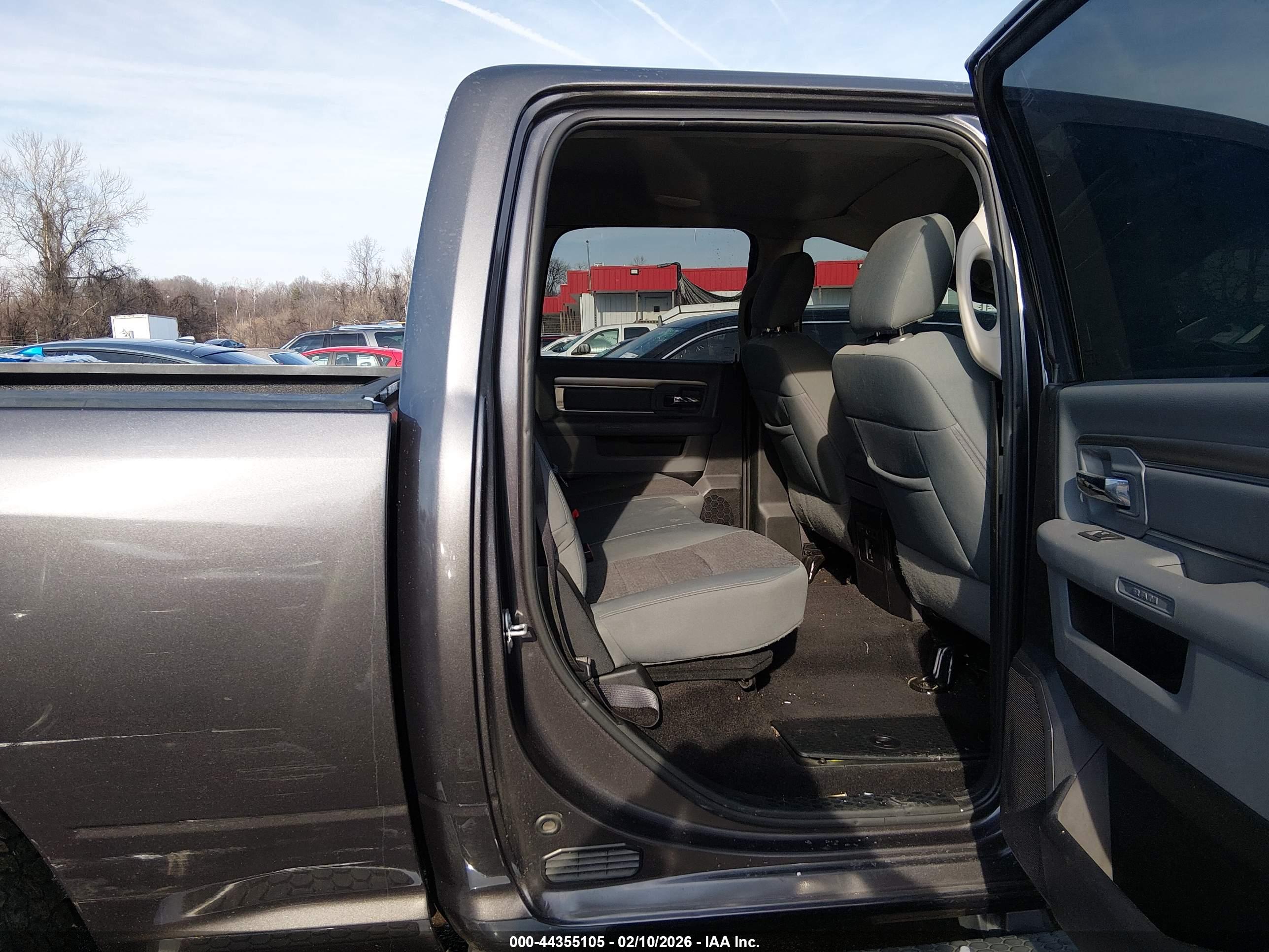 RAM 1500 image 8