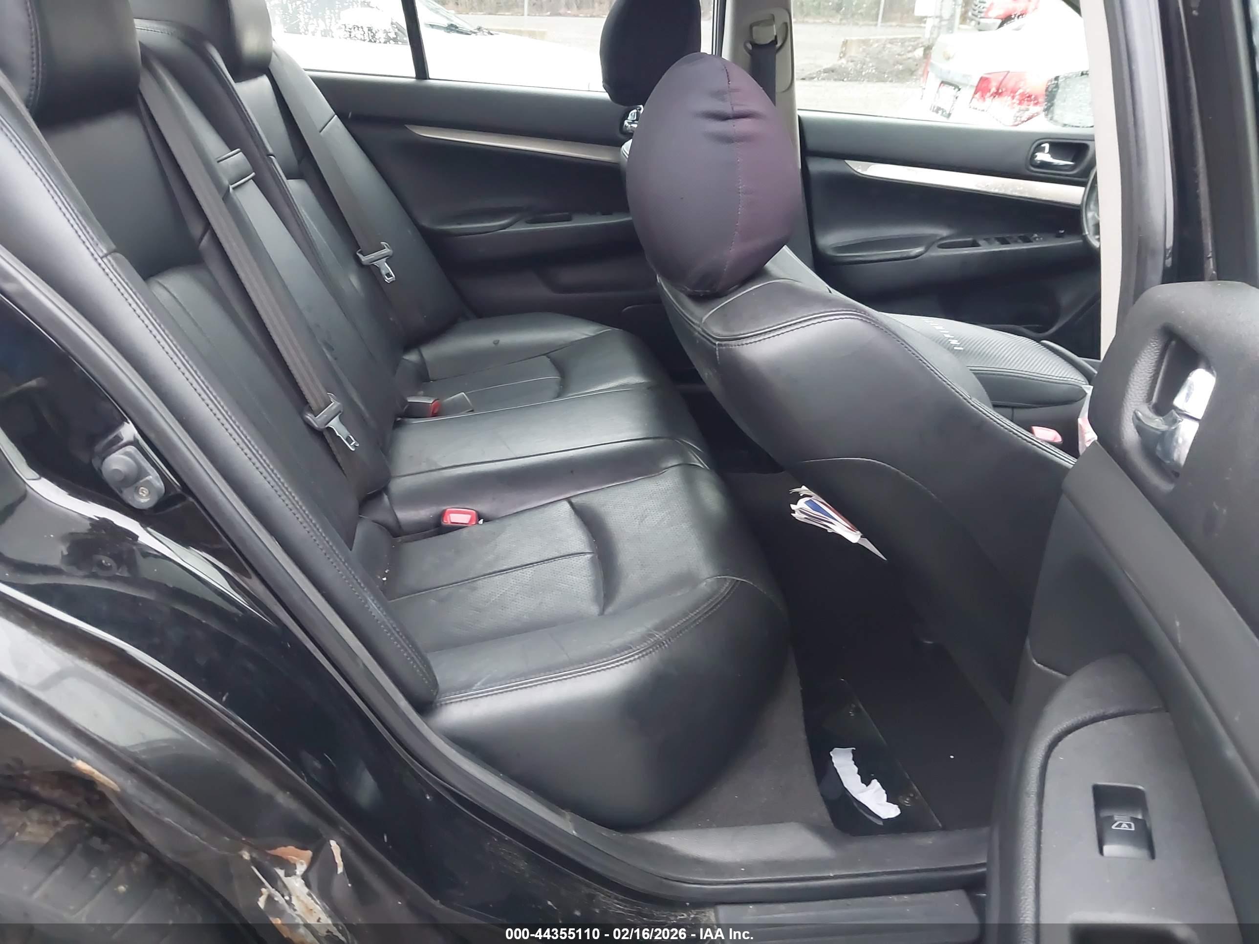 INFINITI G37X image 8