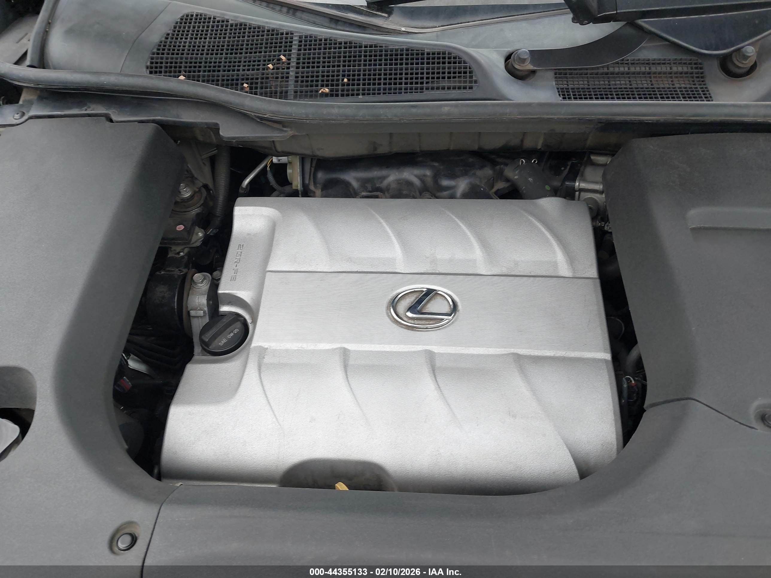 LEXUS RX image 10
