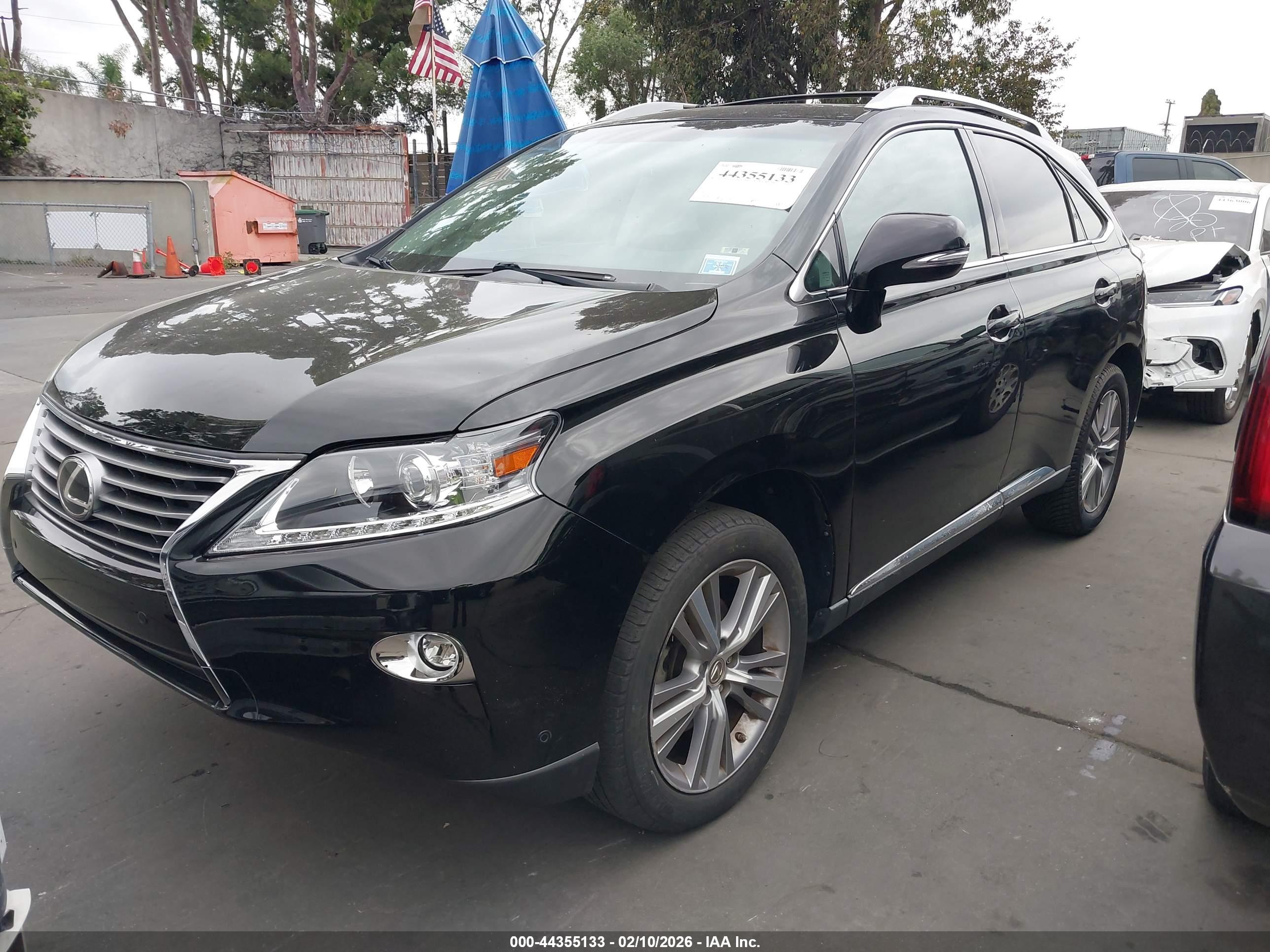 LEXUS RX image 2