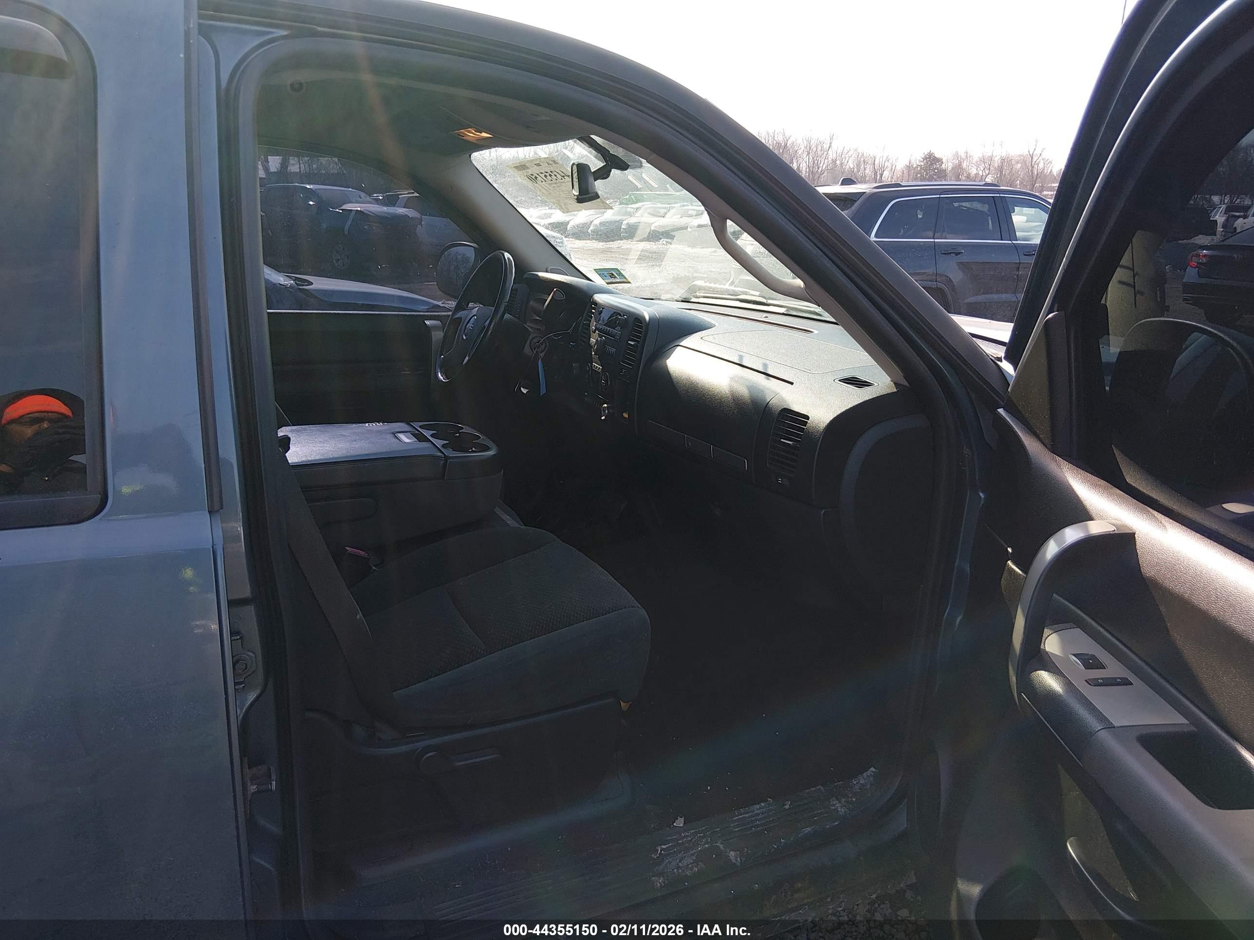 GMC SIERRA image 5