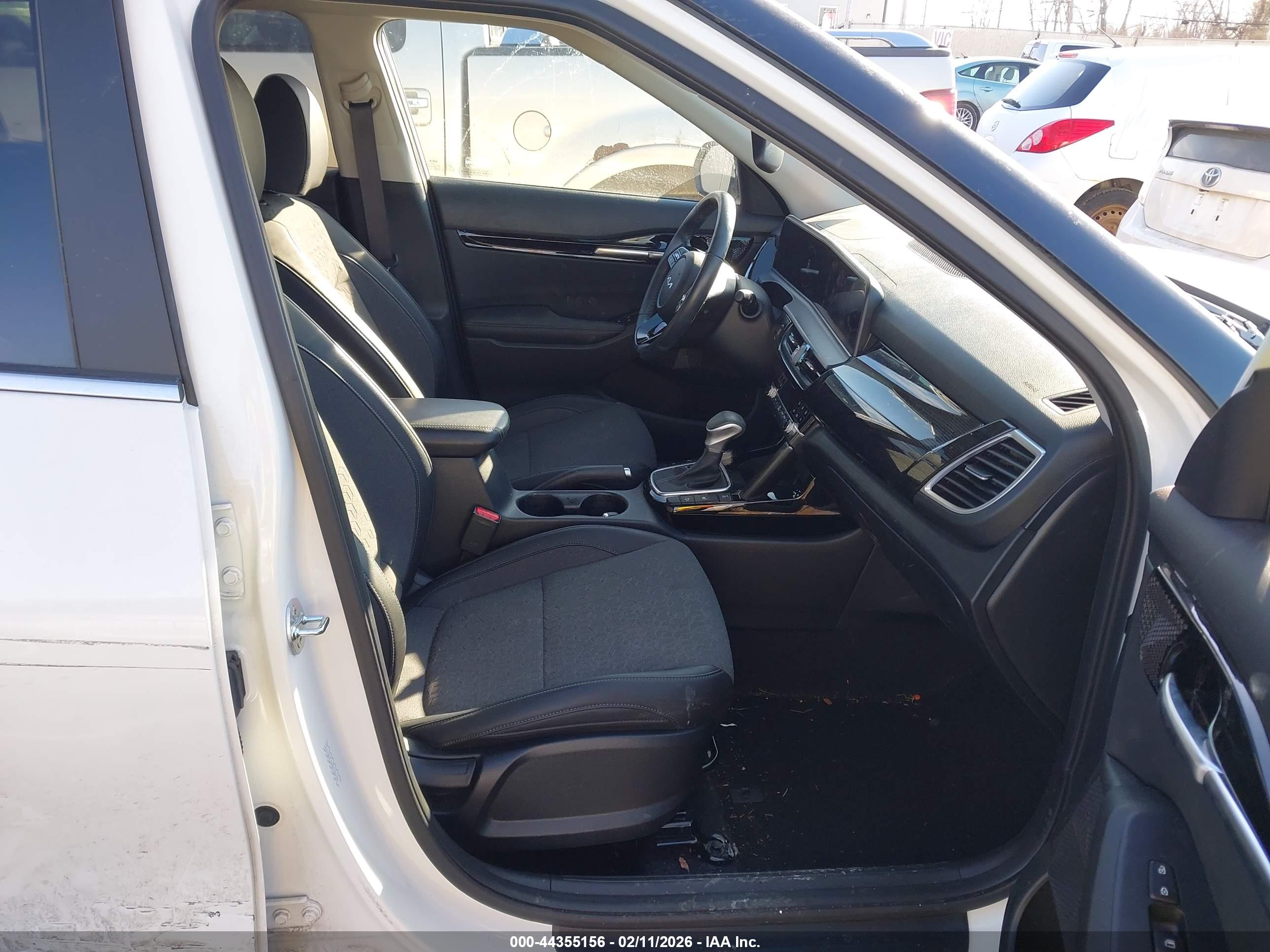 KIA SELTOS image 5